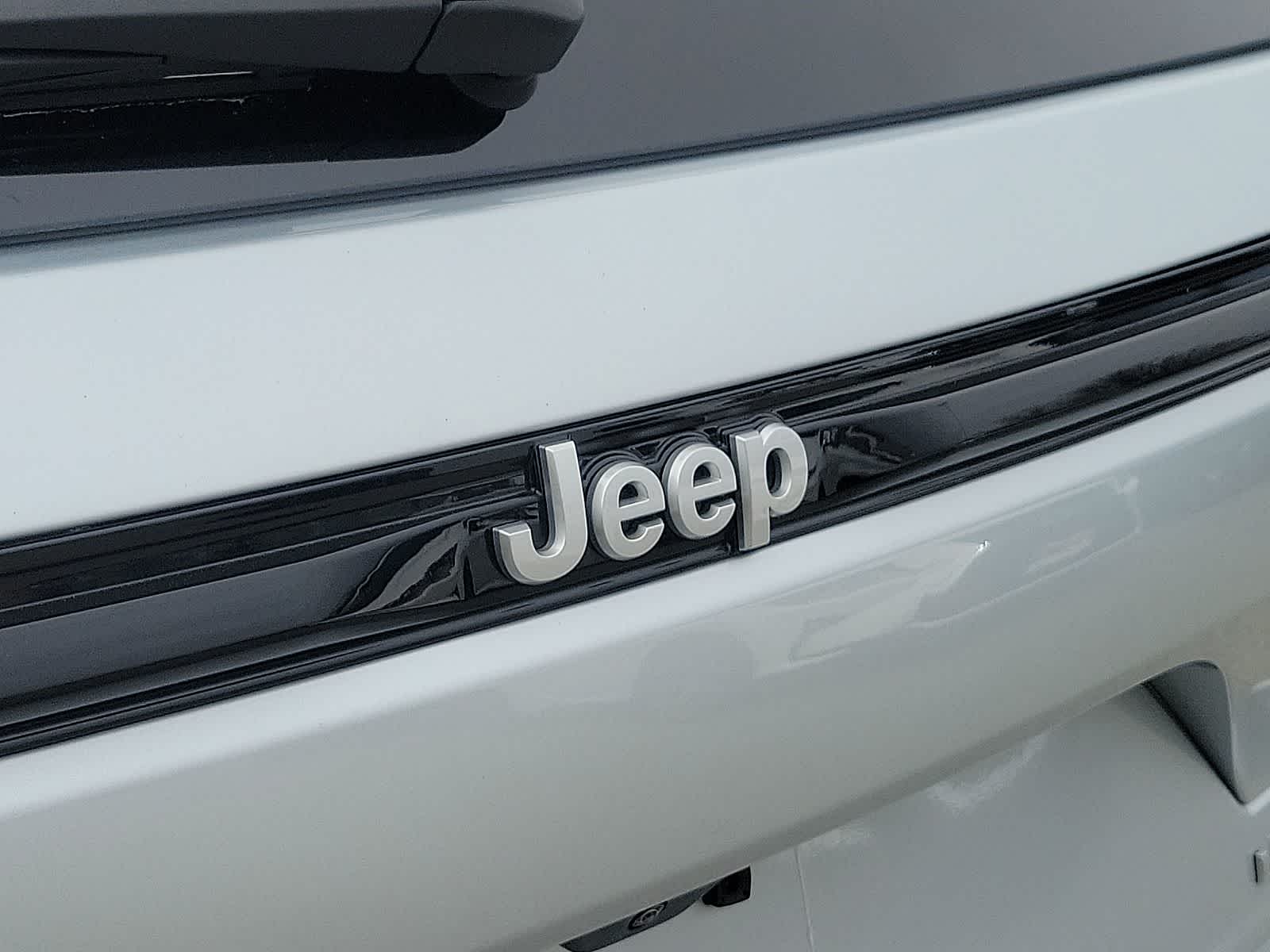 Thumbnail: 2025 Jeep Grand Cherokee - 31