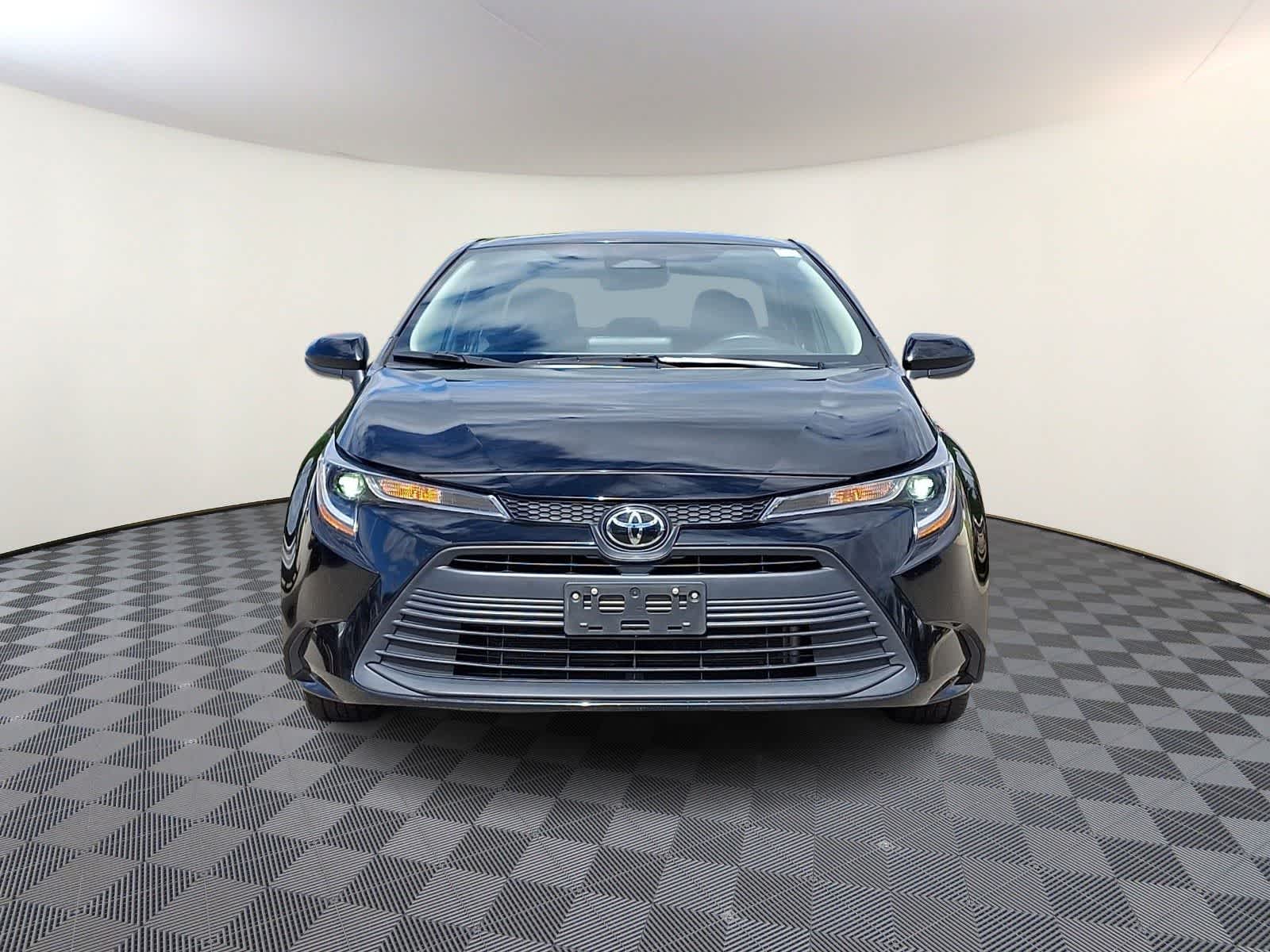 Thumbnail: 2024 Toyota Corolla - 3