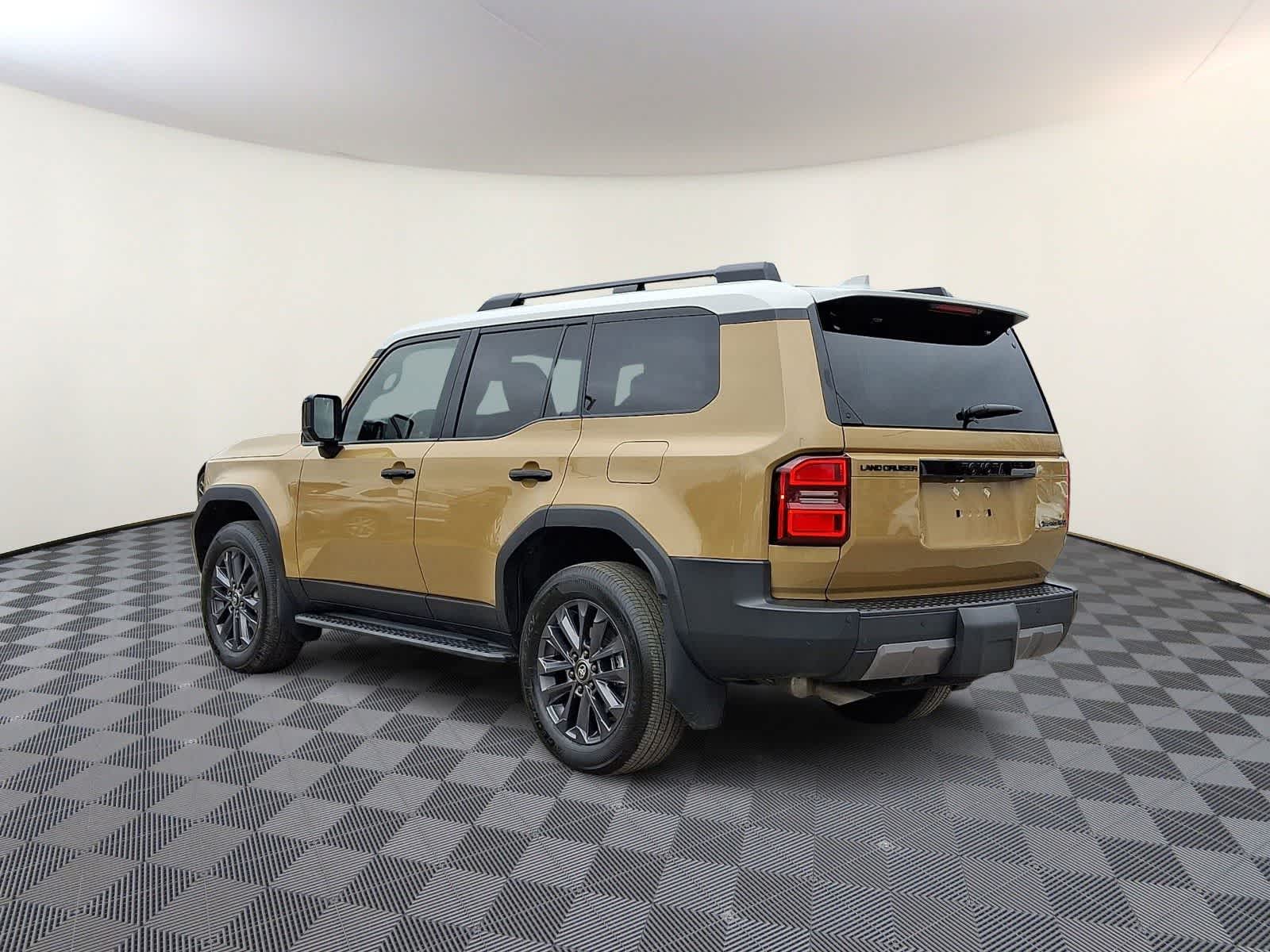 Thumbnail: 2026 Toyota Land Cruiser - 9