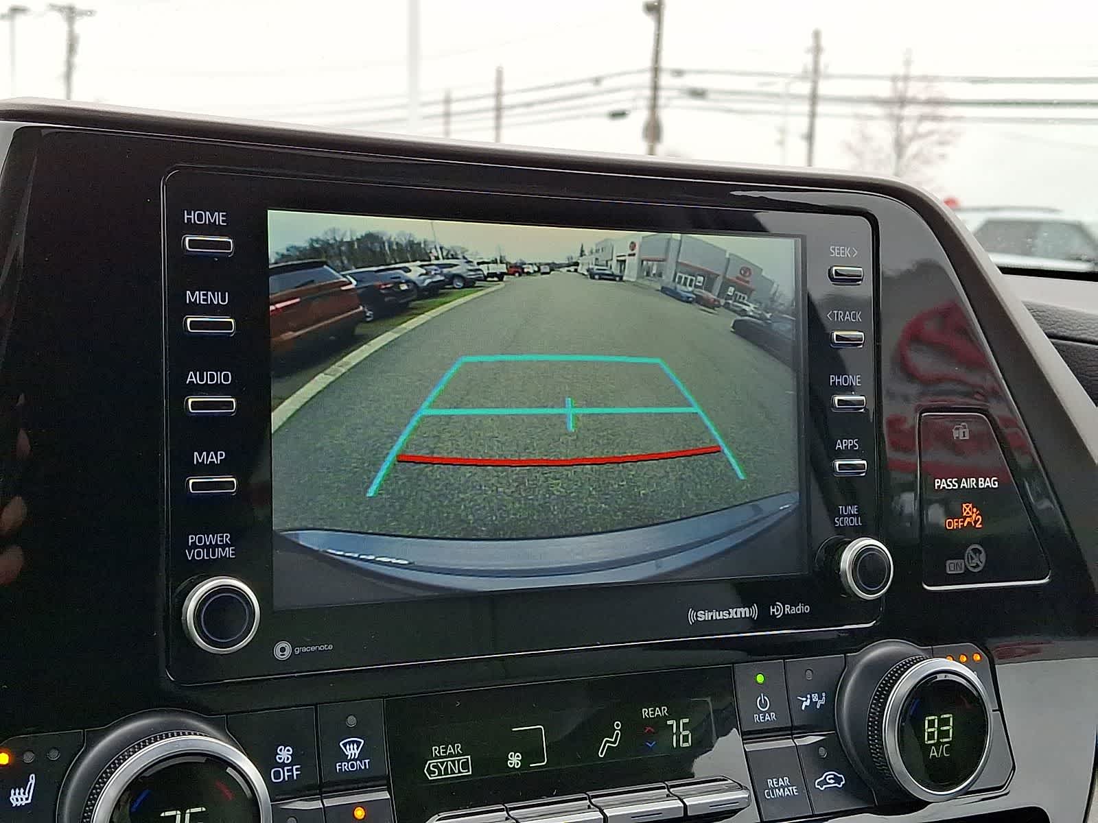 Thumbnail: 2022 Toyota Highlander - 23