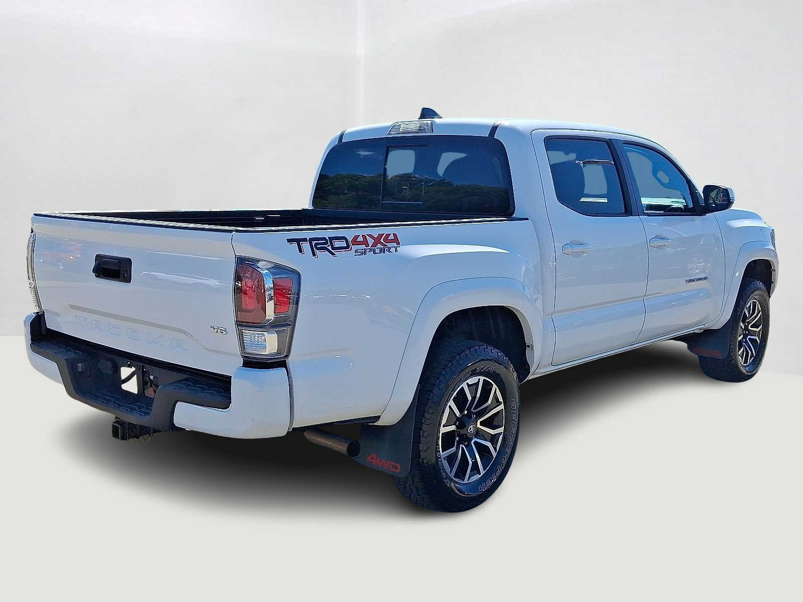 Thumbnail: 2020 Toyota Tacoma - 6