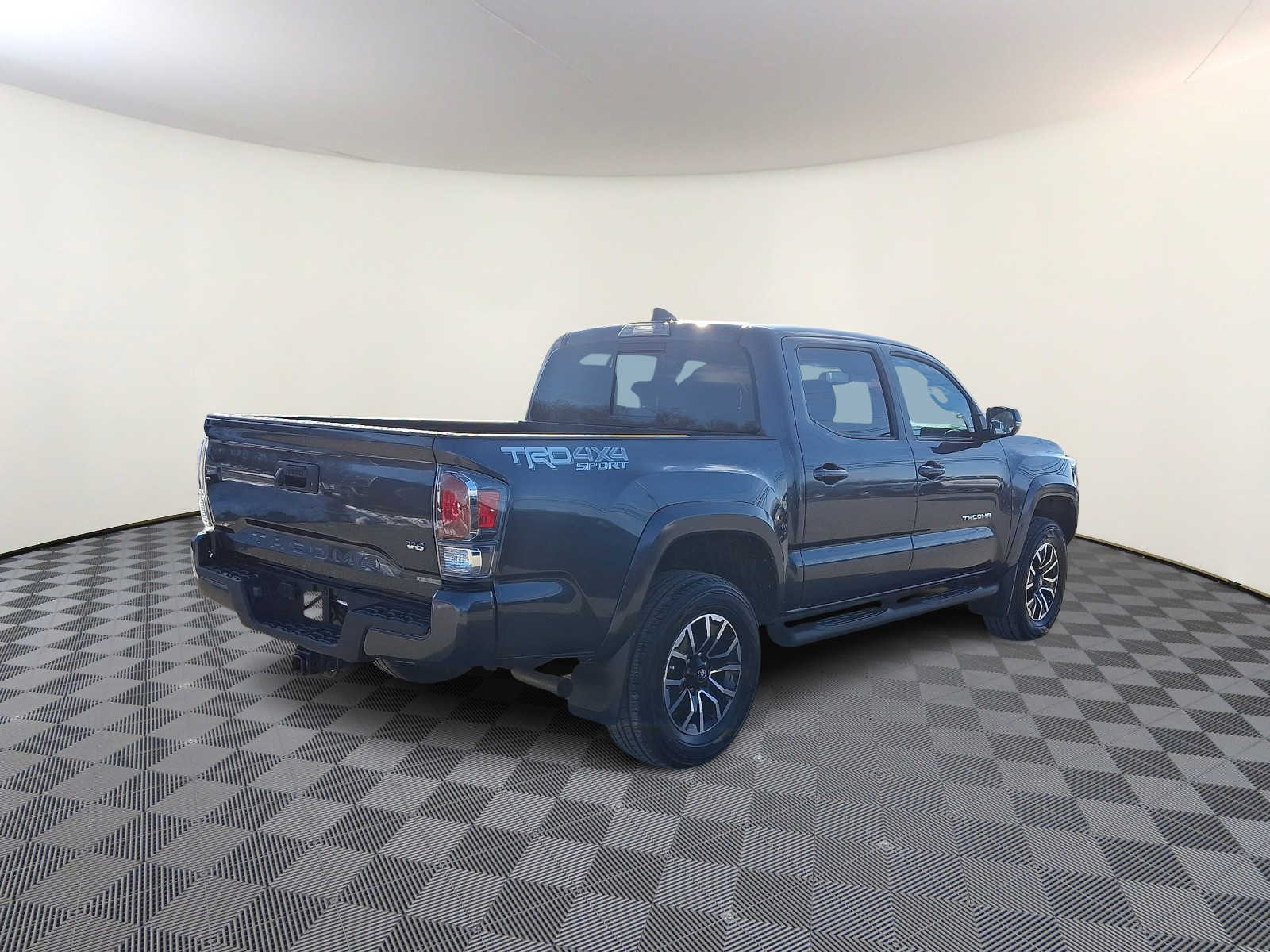 Thumbnail: 2023 Toyota Tacoma - 6