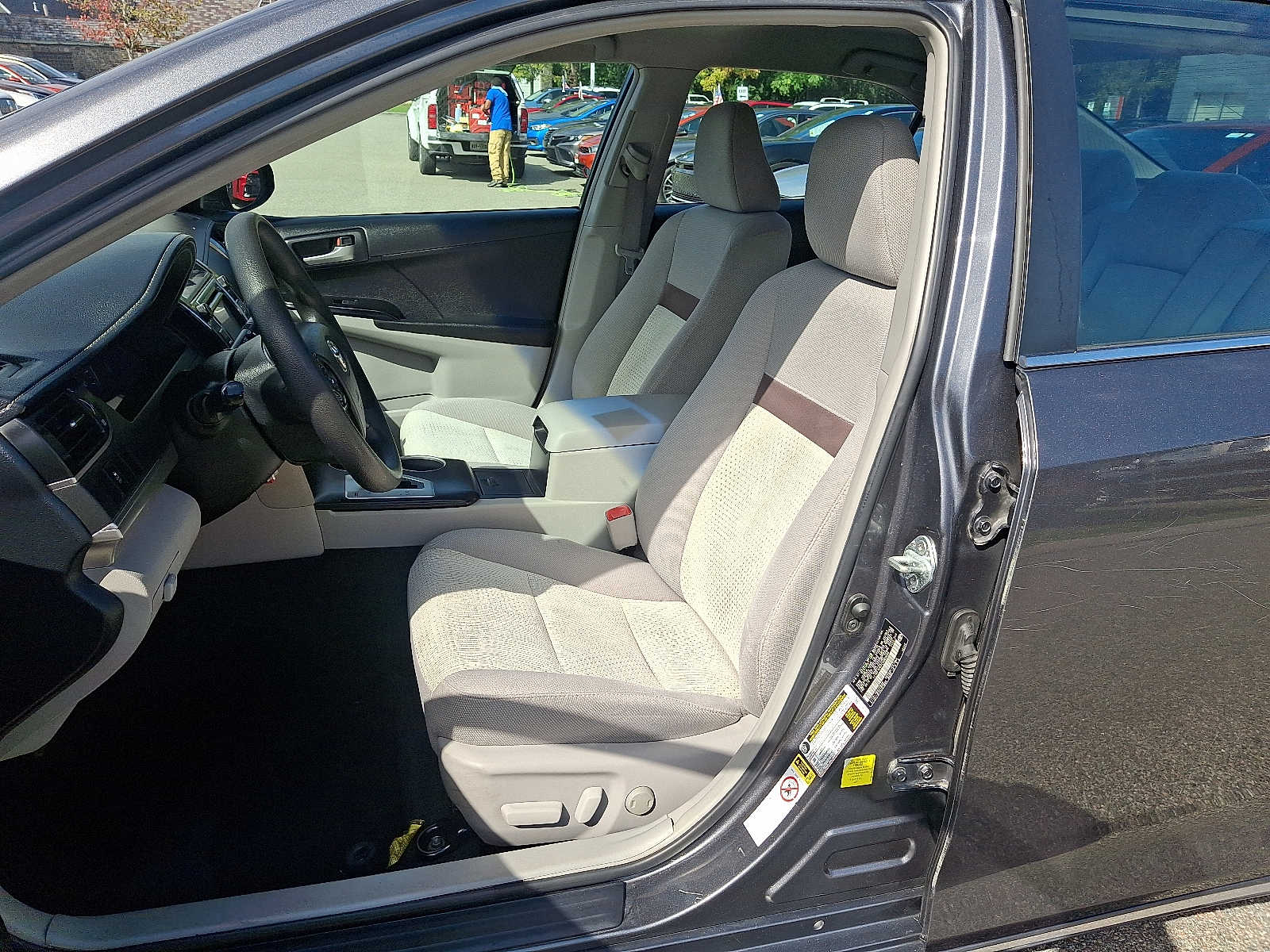Thumbnail: 2012 Toyota Camry - 15