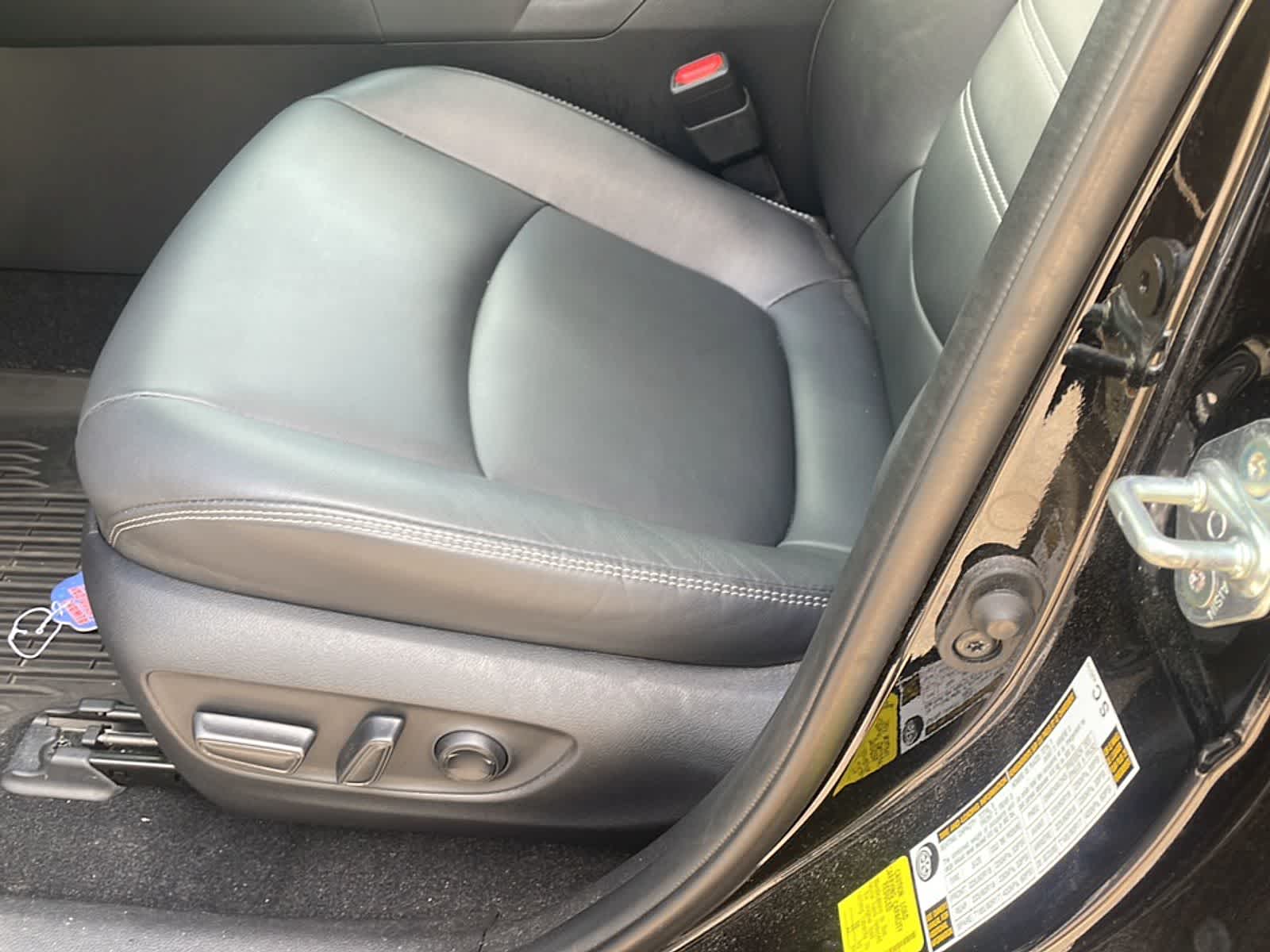 Thumbnail: 2025 Toyota RAV4 - 14