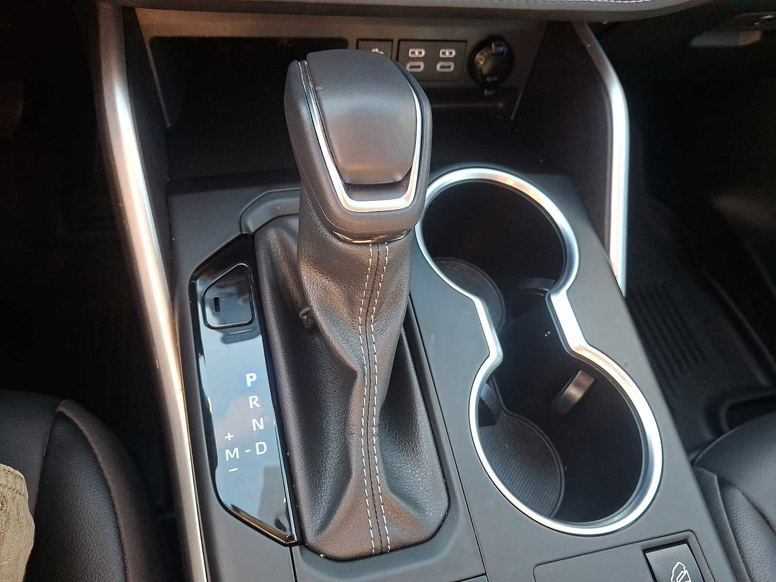 Thumbnail: 2024 Toyota Highlander - 20