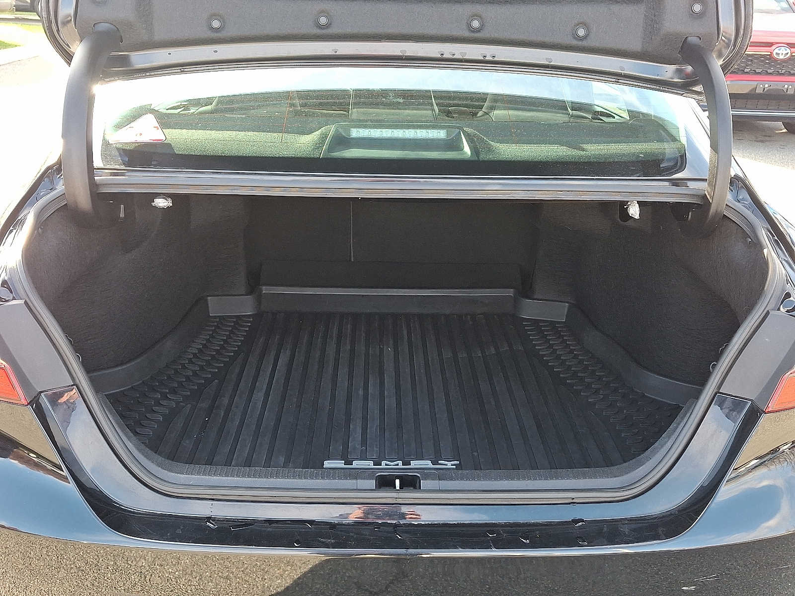 Thumbnail: 2023 Toyota Camry - 29