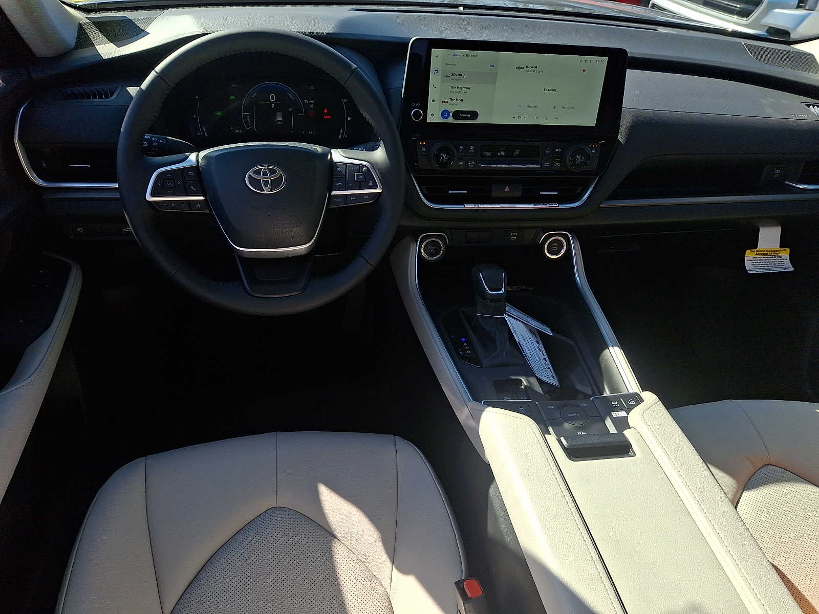 Thumbnail: 2026 Toyota Grand Highlander - 10