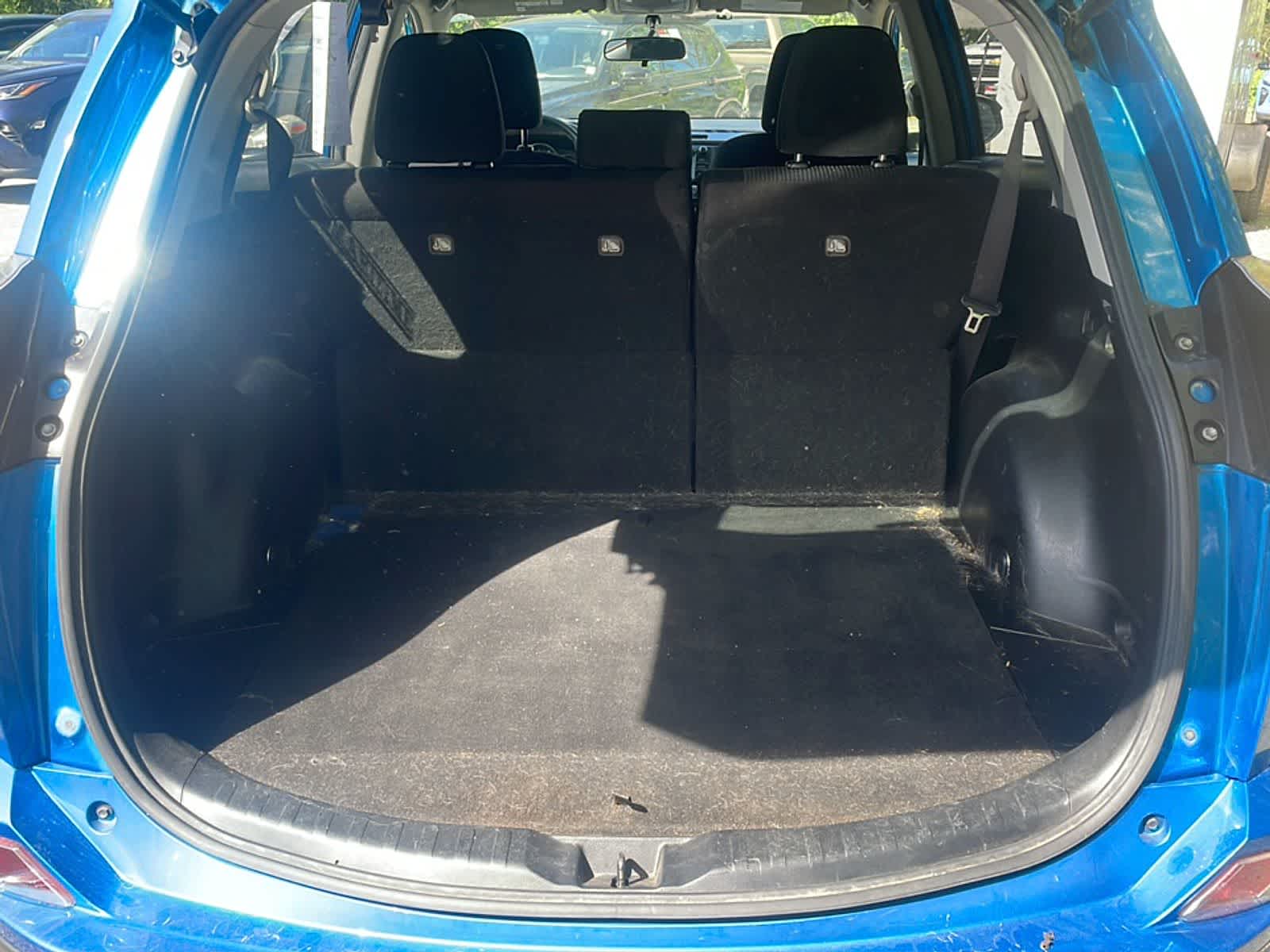 Thumbnail: 2016 Toyota RAV4 - 8
