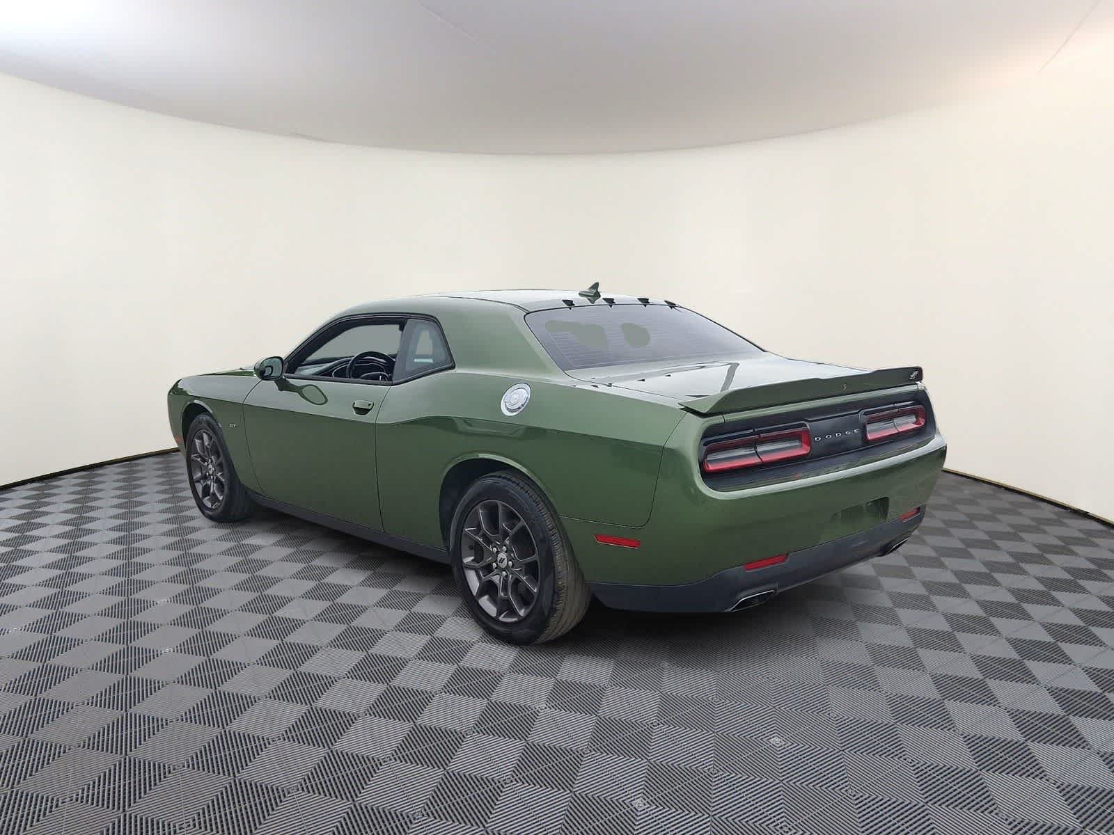 Thumbnail: 2018 Dodge Challenger - 7