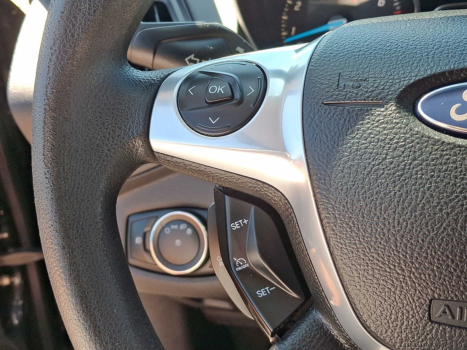 Thumbnail: 2013 Ford Escape - 21