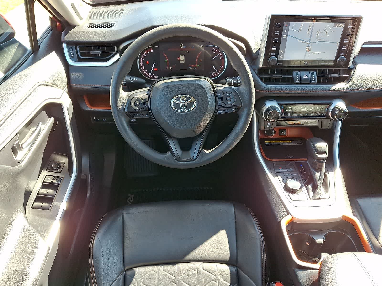 Thumbnail: 2019 Toyota RAV4 - 14