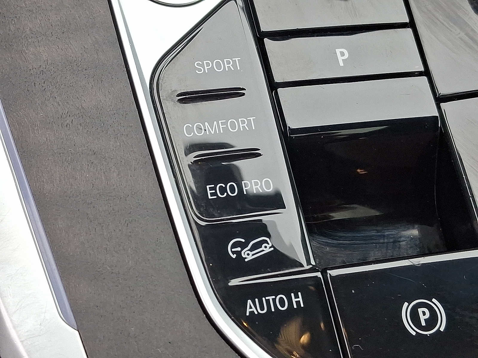 Thumbnail: 2023 BMW X7 - 29