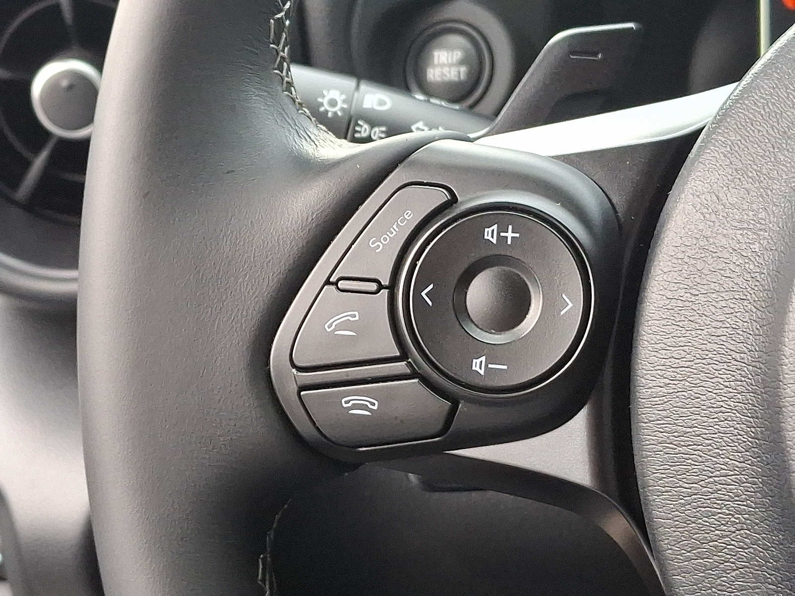 Thumbnail: 2024 Toyota GR86 - 23