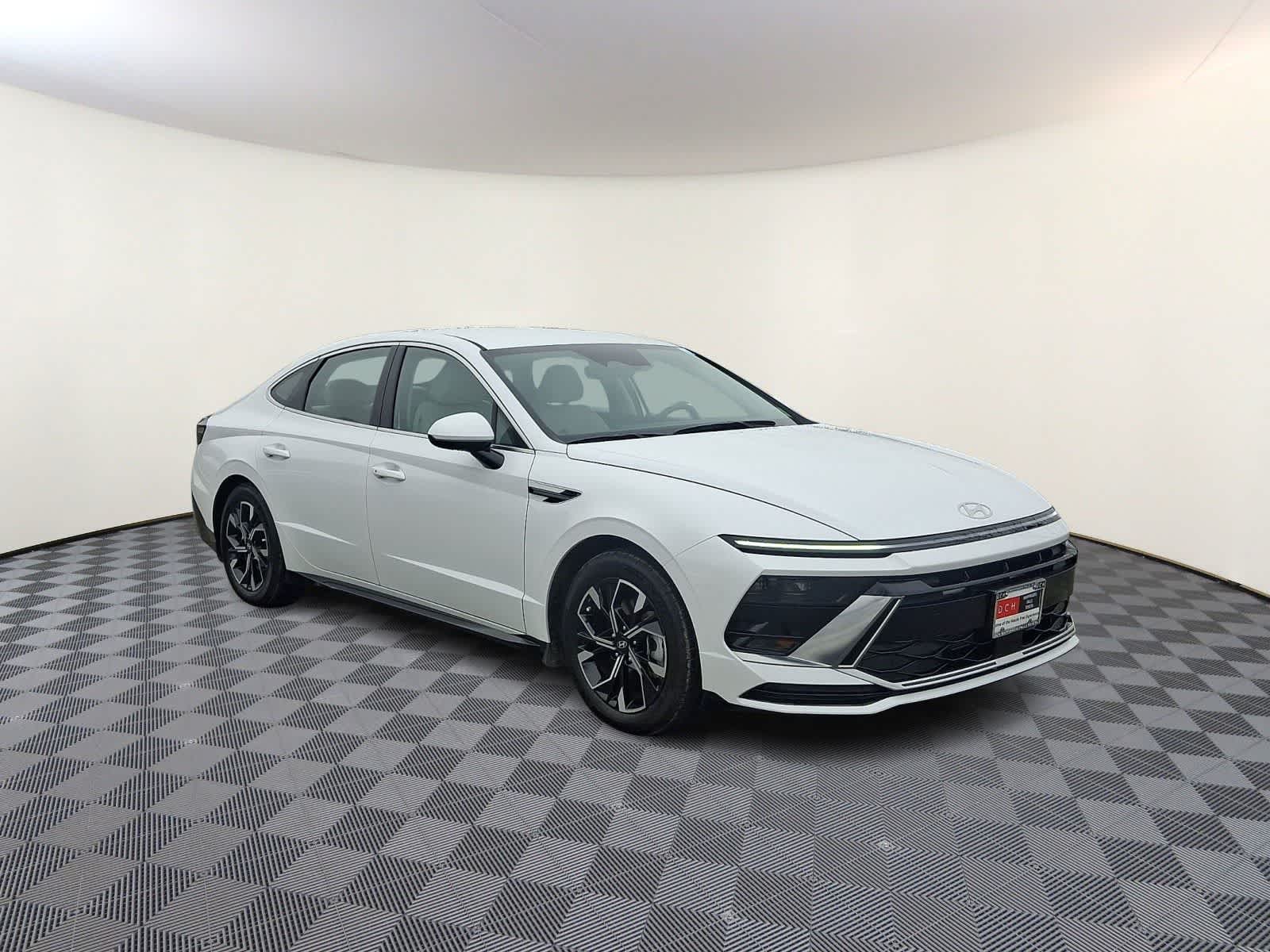 Thumbnail: 2024 Hyundai Sonata - 4