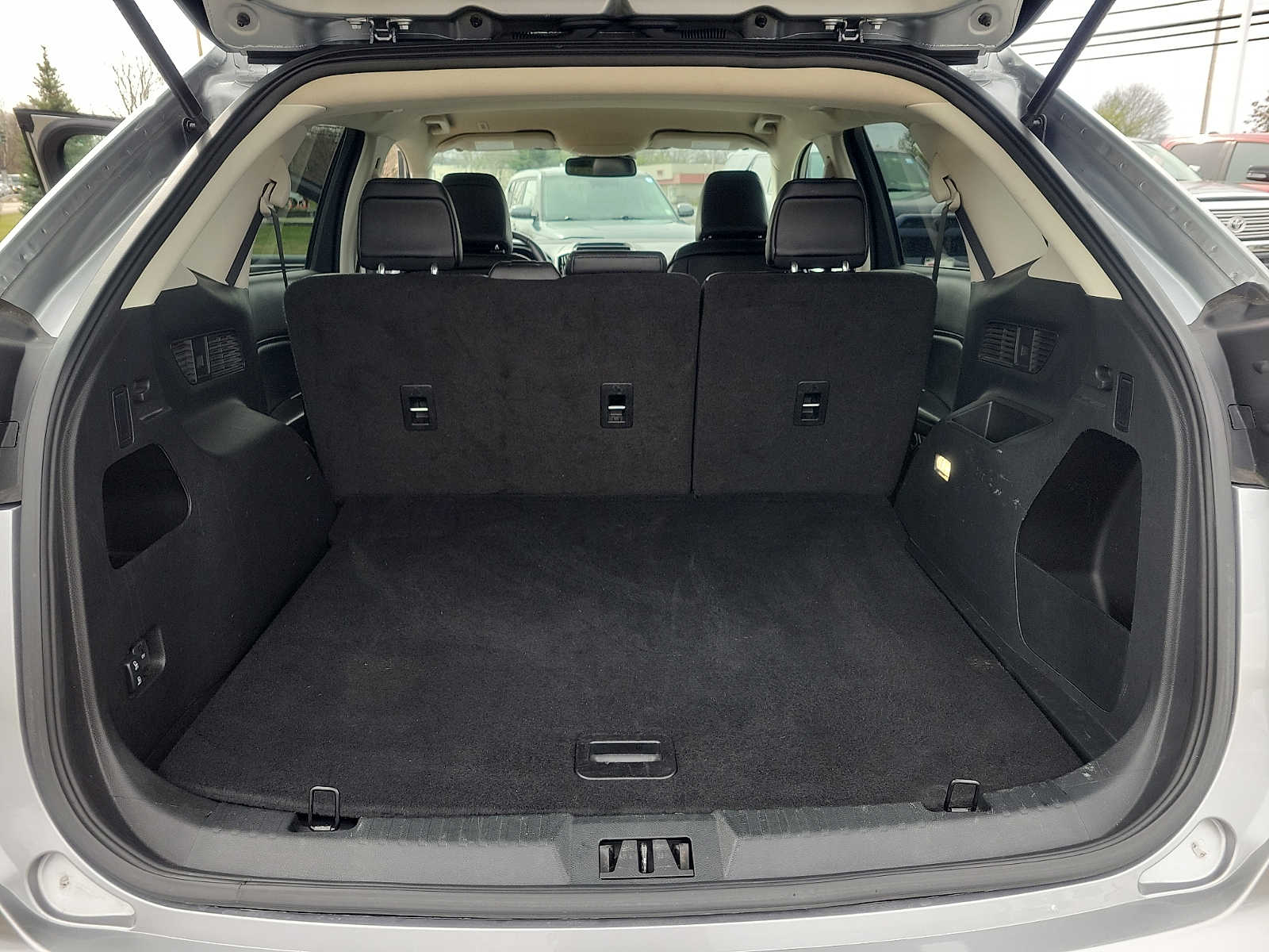 Thumbnail: 2024 Ford Edge - 29