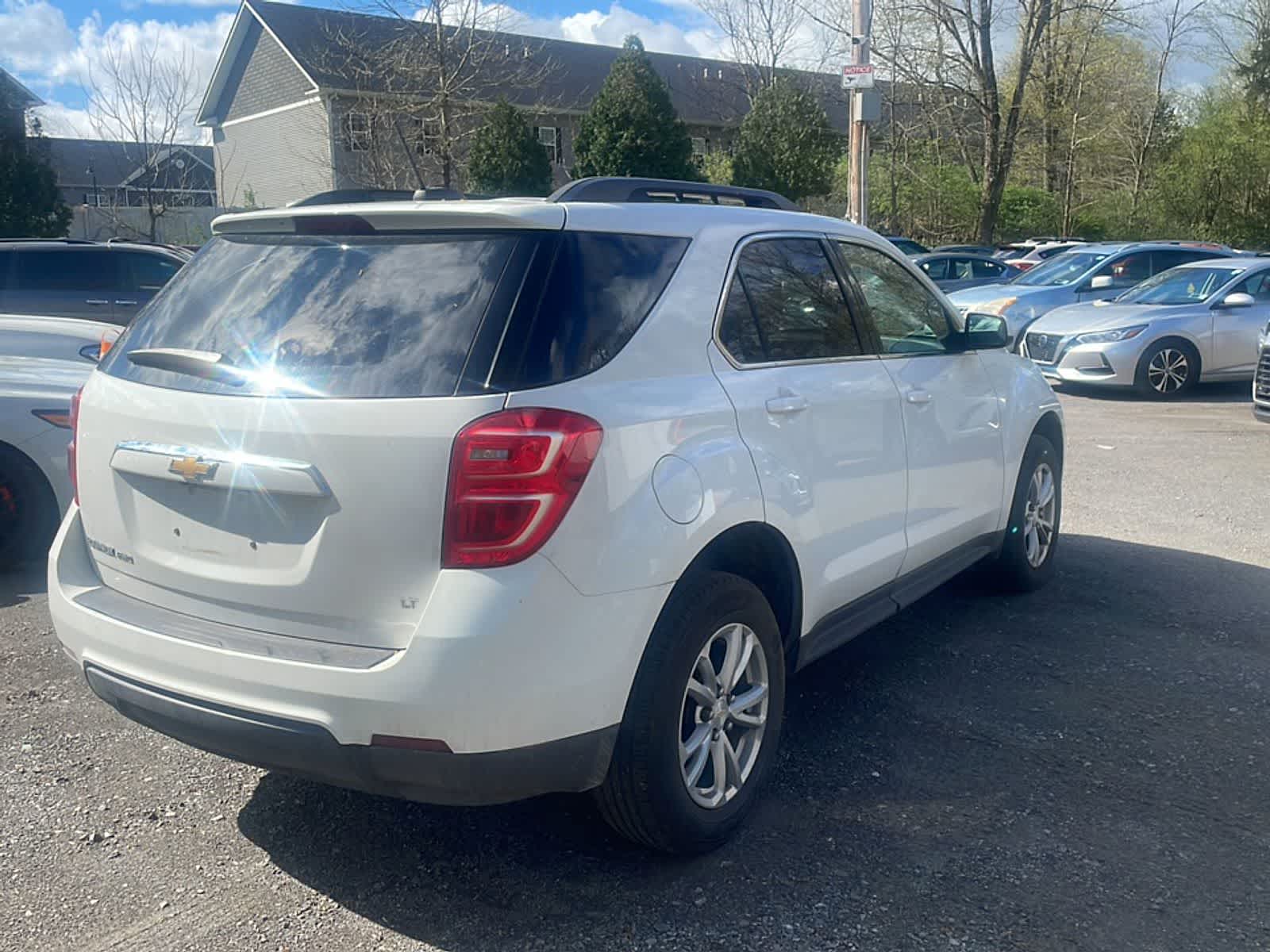 Thumbnail: 2017 Chevrolet Equinox - 8