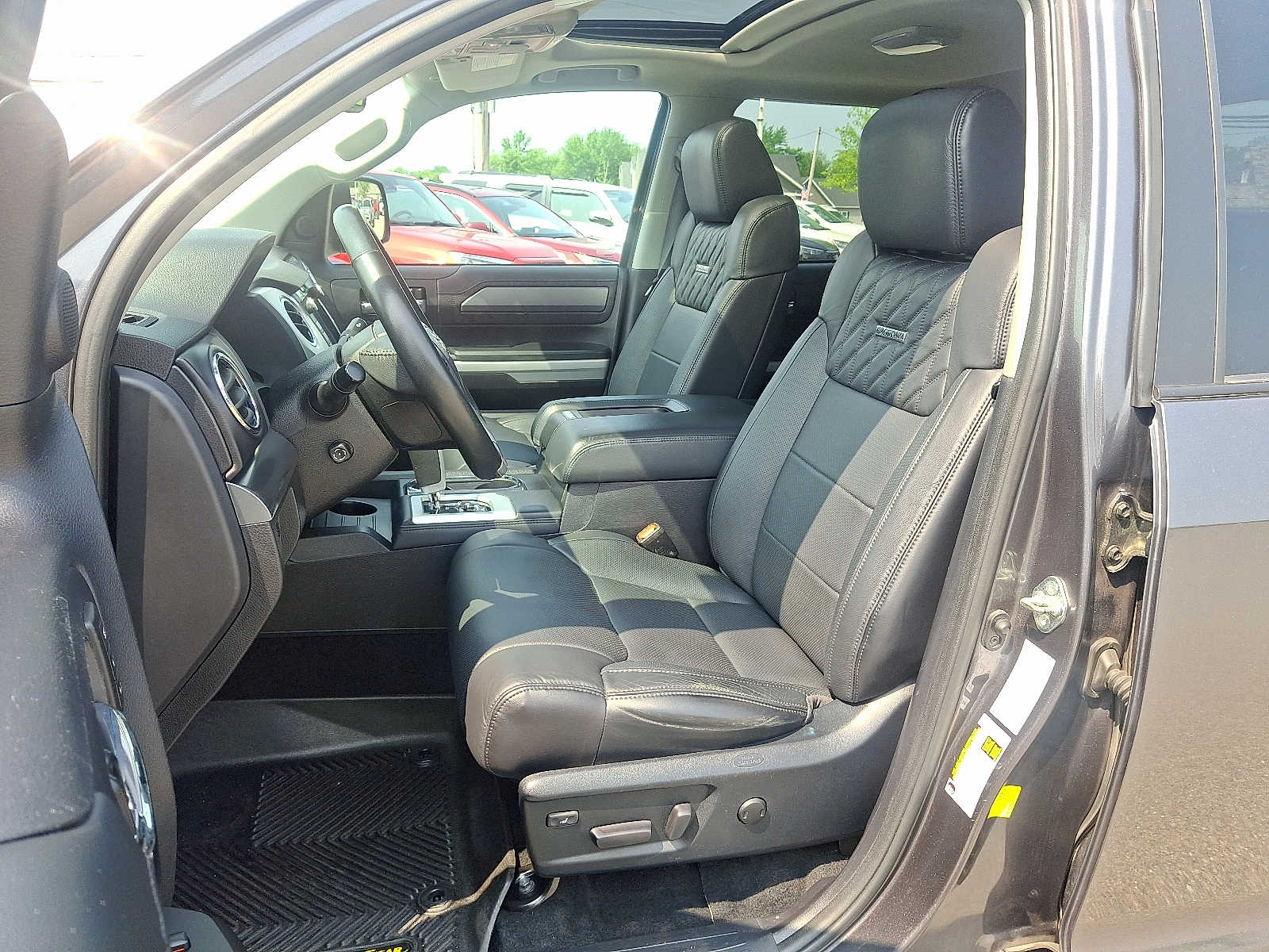 2020 Toyota Tundra Platinum 16