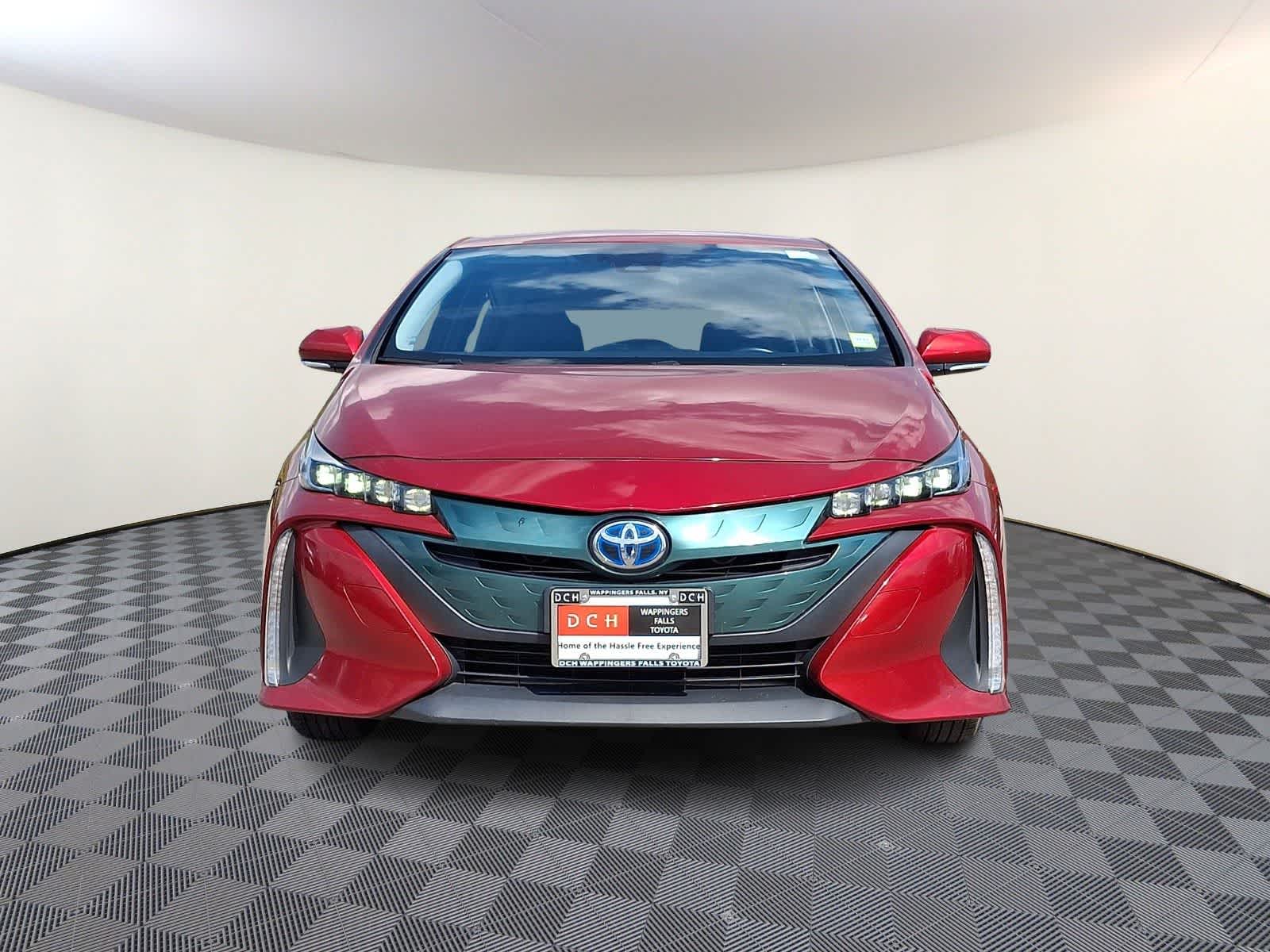 Thumbnail: 2018 Toyota Prius Prime - 3