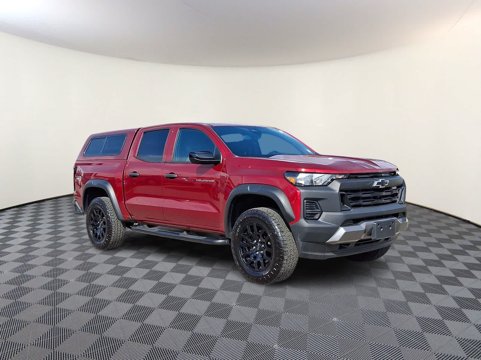 Thumbnail: 2024 Chevrolet Colorado - 4