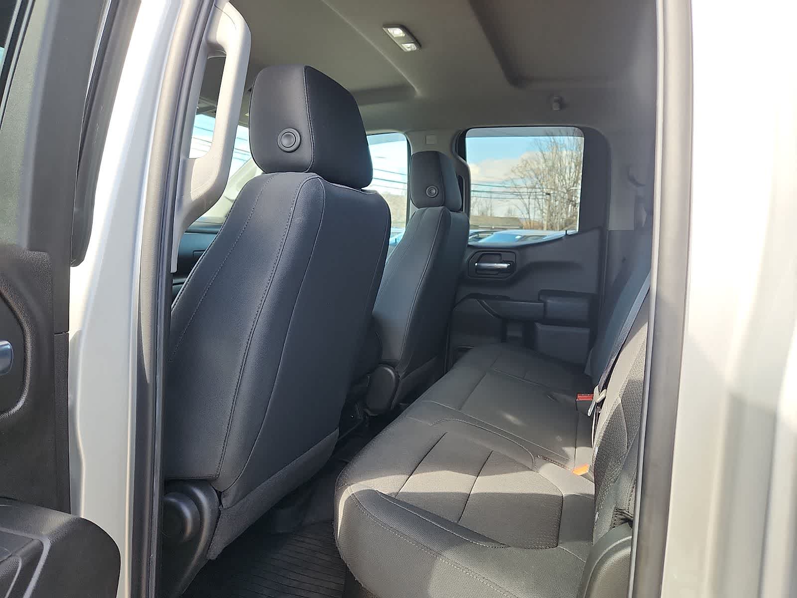 Thumbnail: 2020 Chevrolet Silverado 1500 - 11