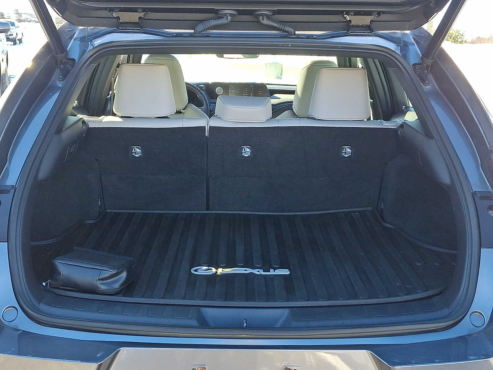 Thumbnail: 2019 Lexus UX - 30