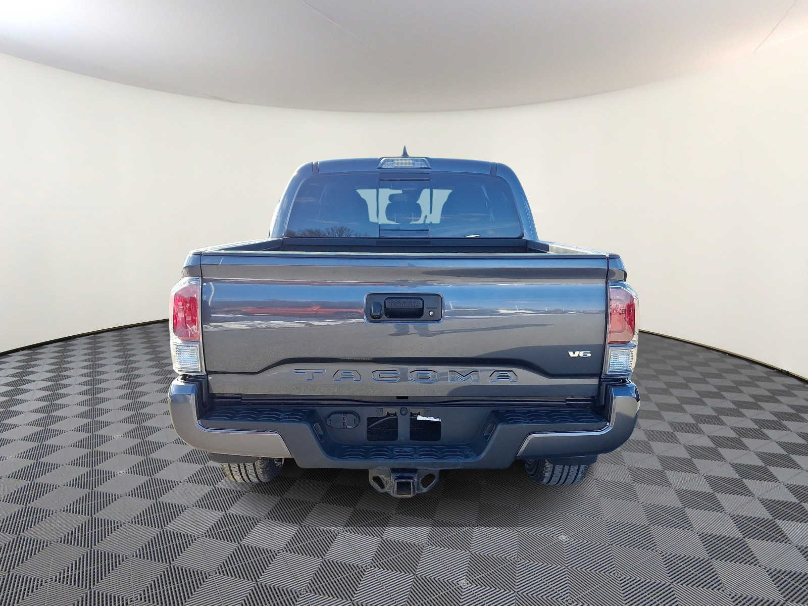 Thumbnail: 2023 Toyota Tacoma - 7