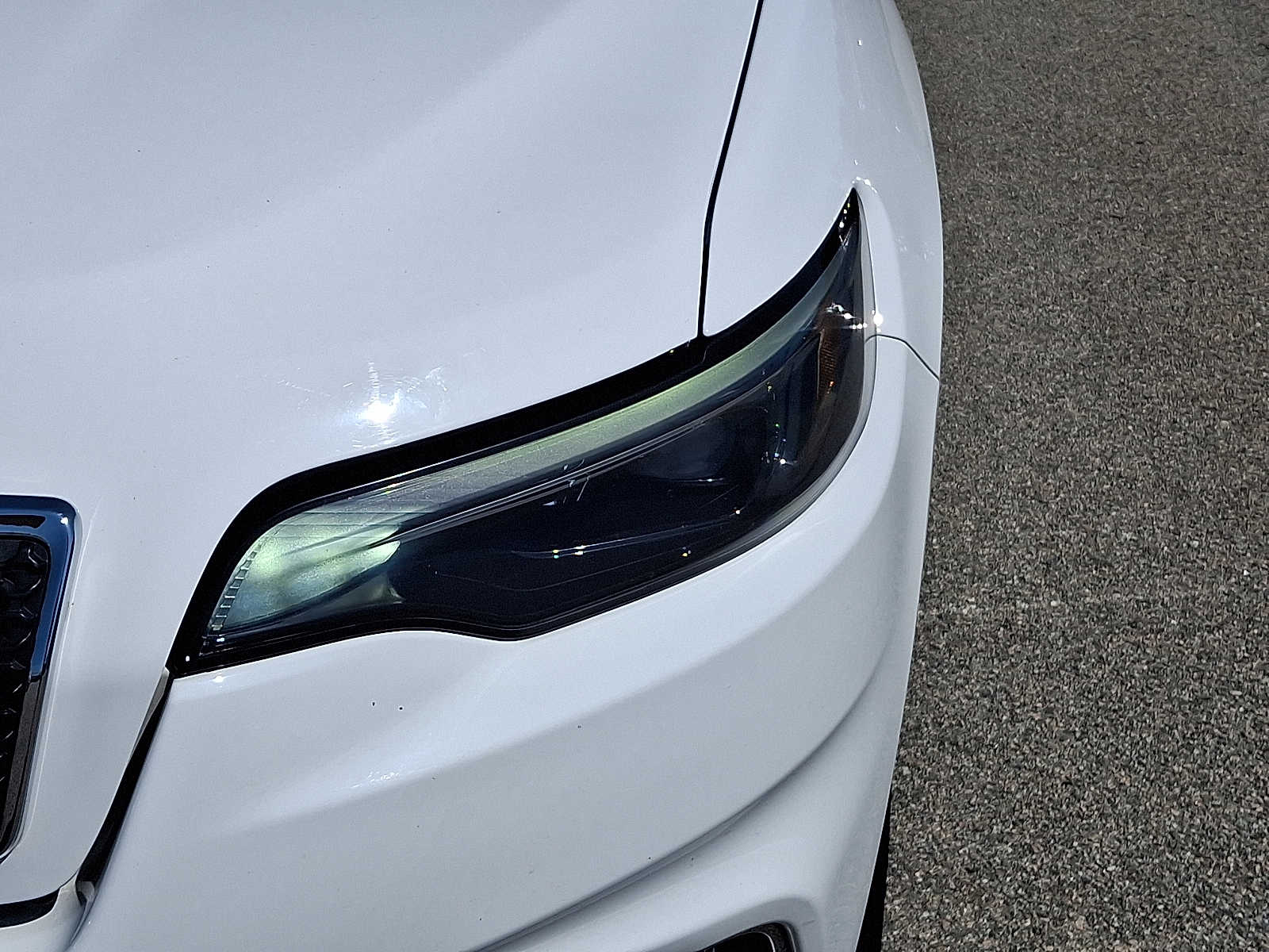 Thumbnail: 2020 Jeep Cherokee - 9