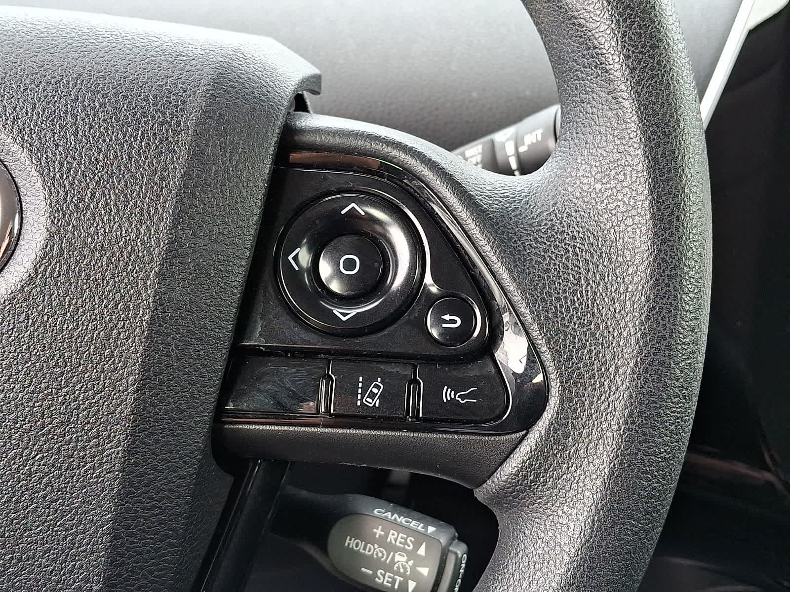 Thumbnail: 2021 Toyota Prius - 25