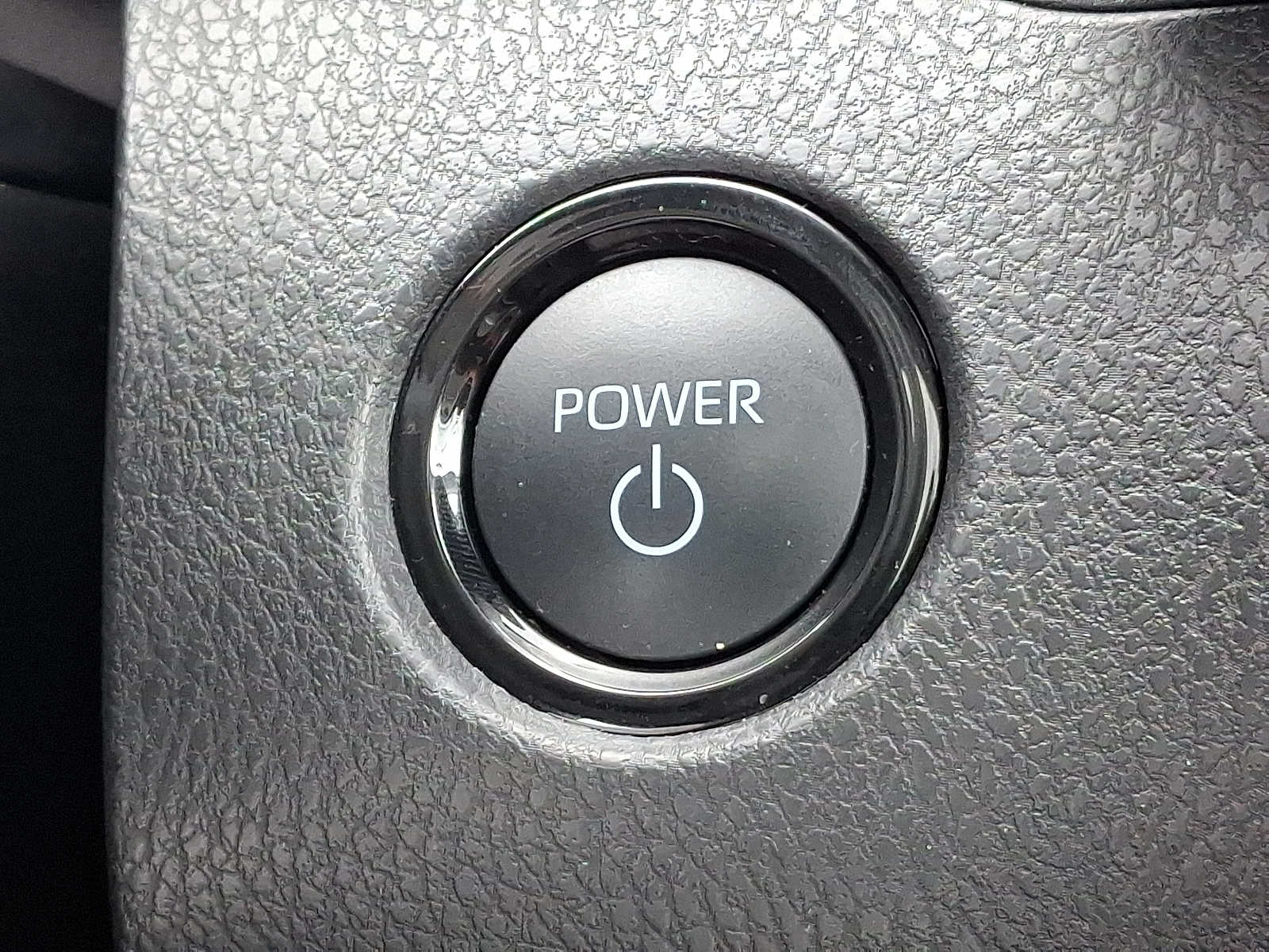 Thumbnail: 2025 Toyota Camry - 28