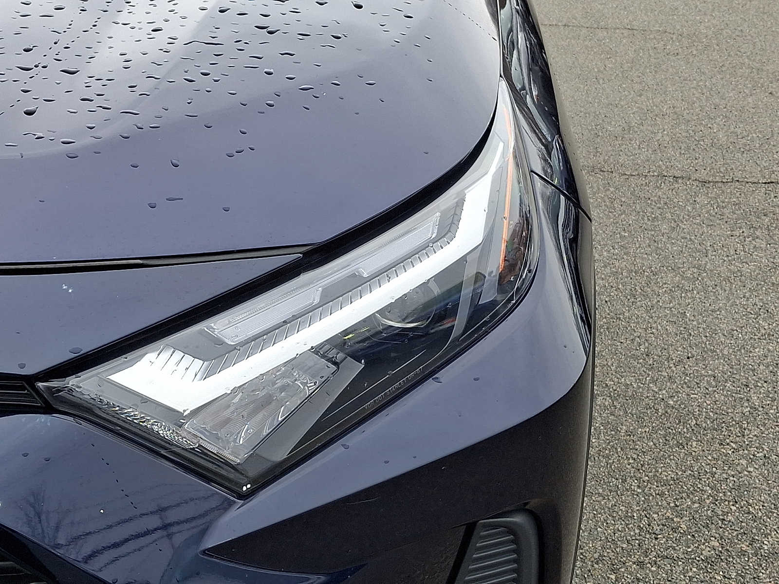 Thumbnail: 2022 Toyota RAV4 - 12