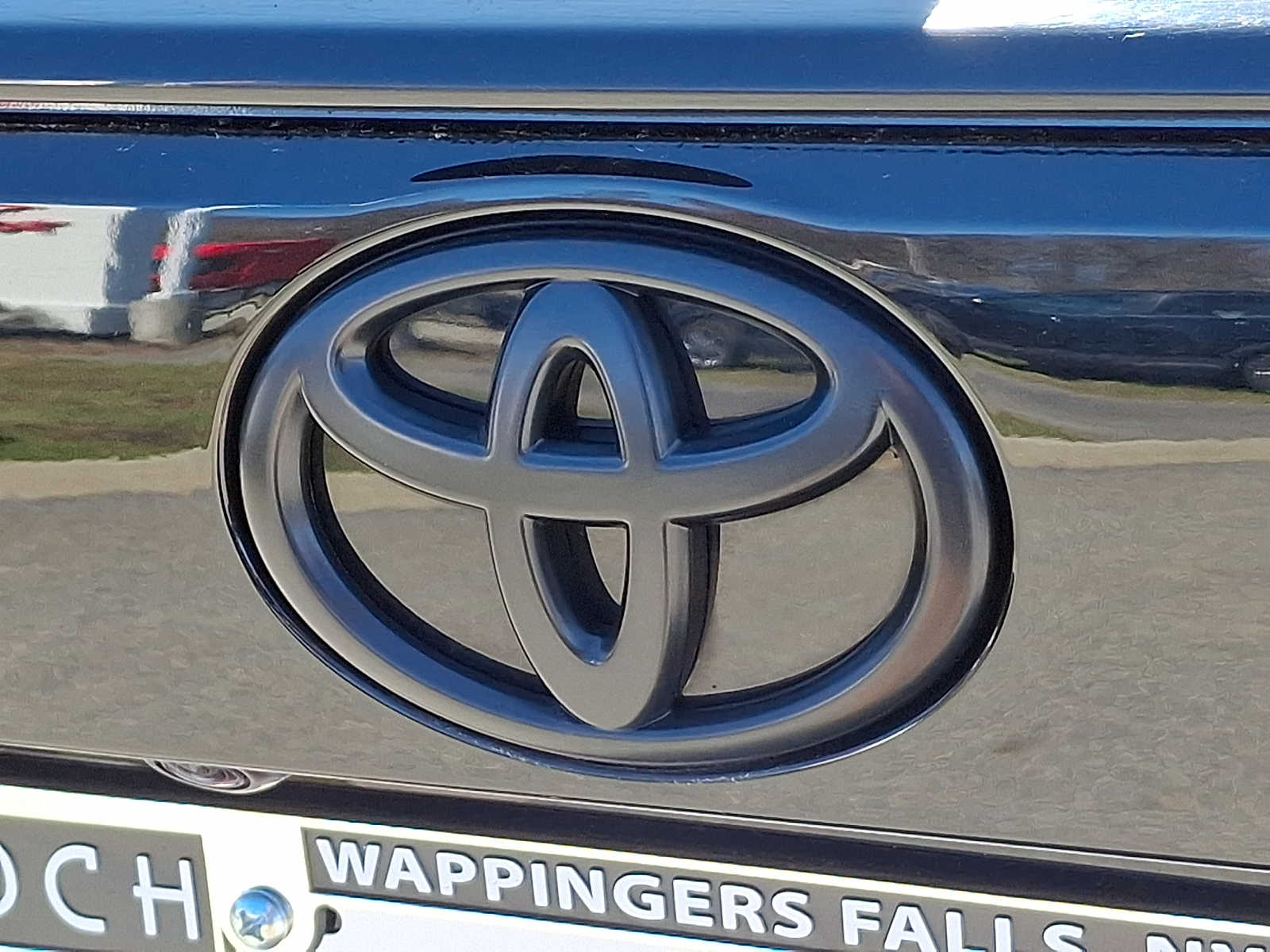 Thumbnail: 2021 Toyota RAV4 - 31