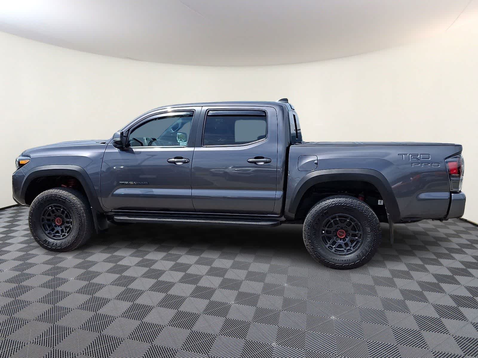 Thumbnail: 2023 Toyota Tacoma - 10
