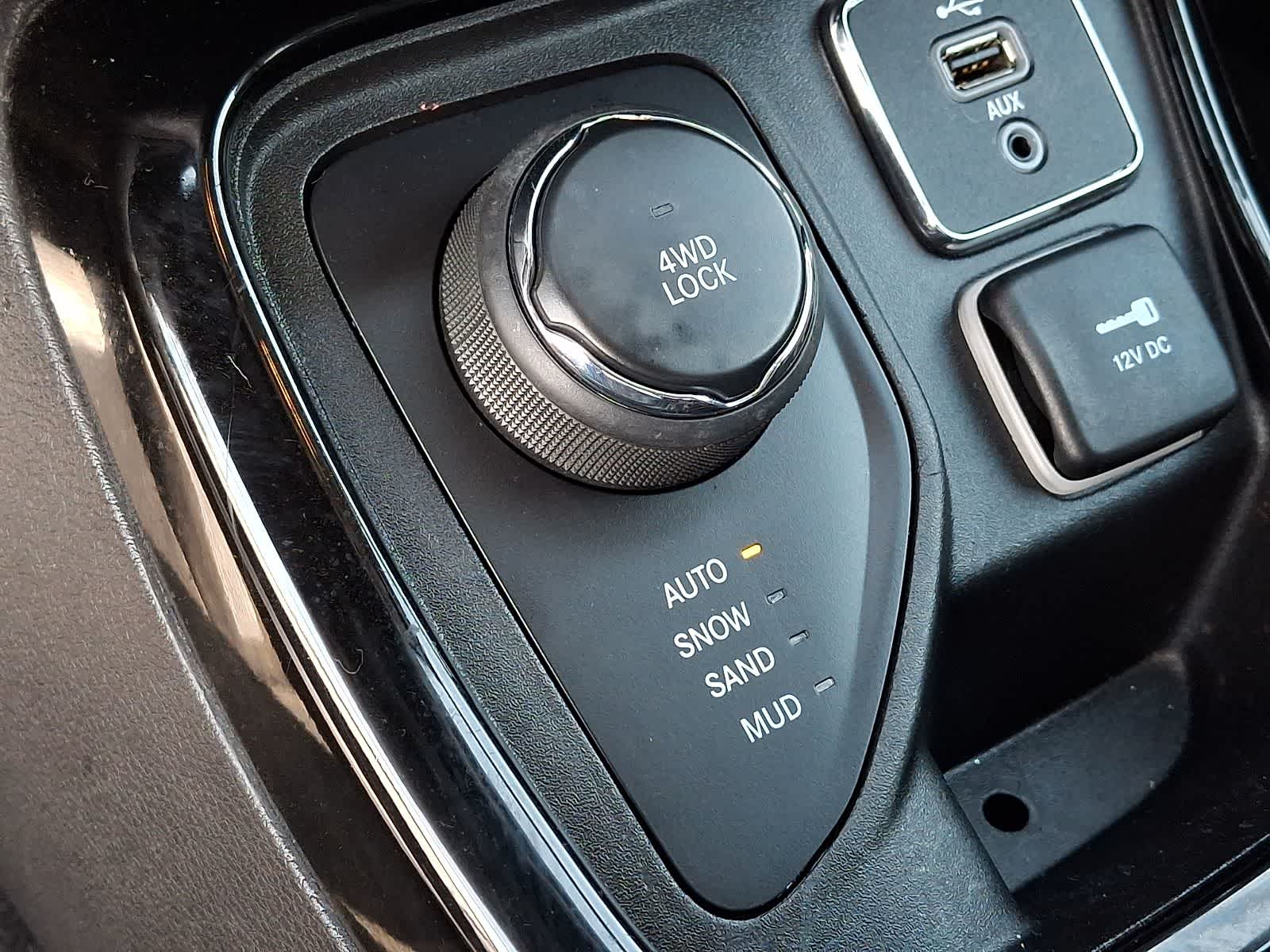 Thumbnail: 2017 Jeep Compass - 26