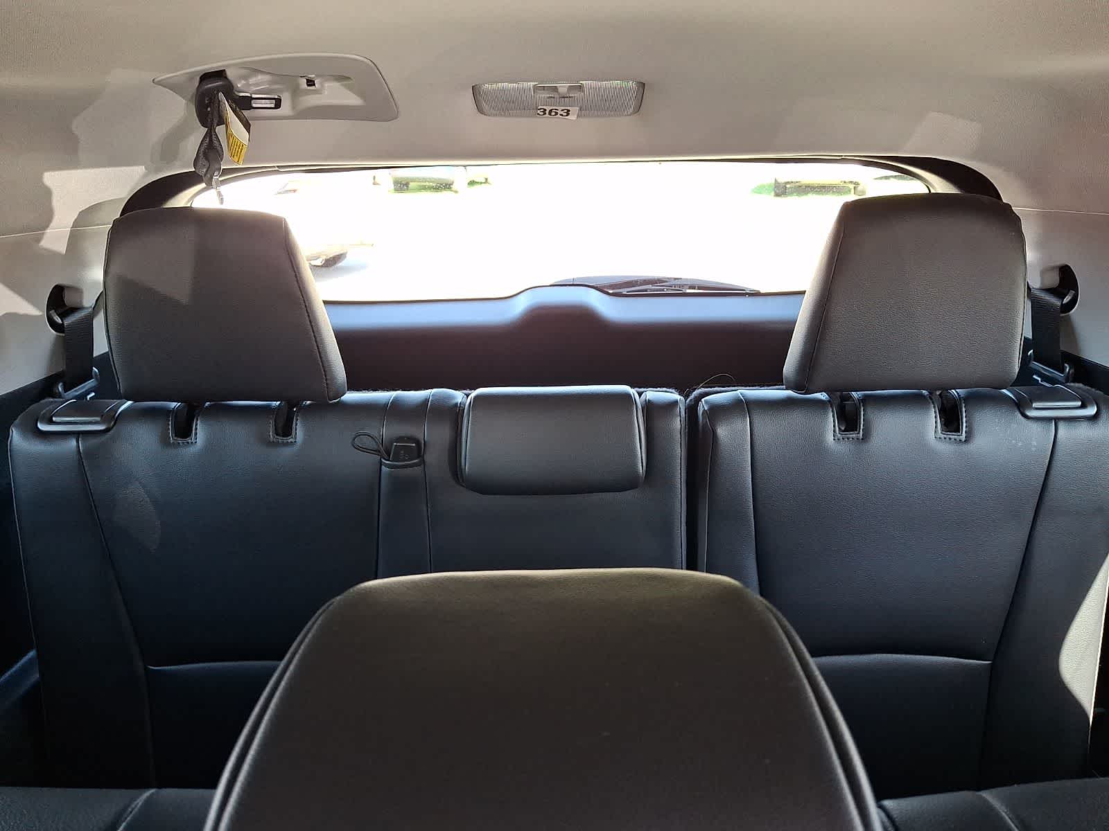 Thumbnail: 2023 Toyota Highlander - 13