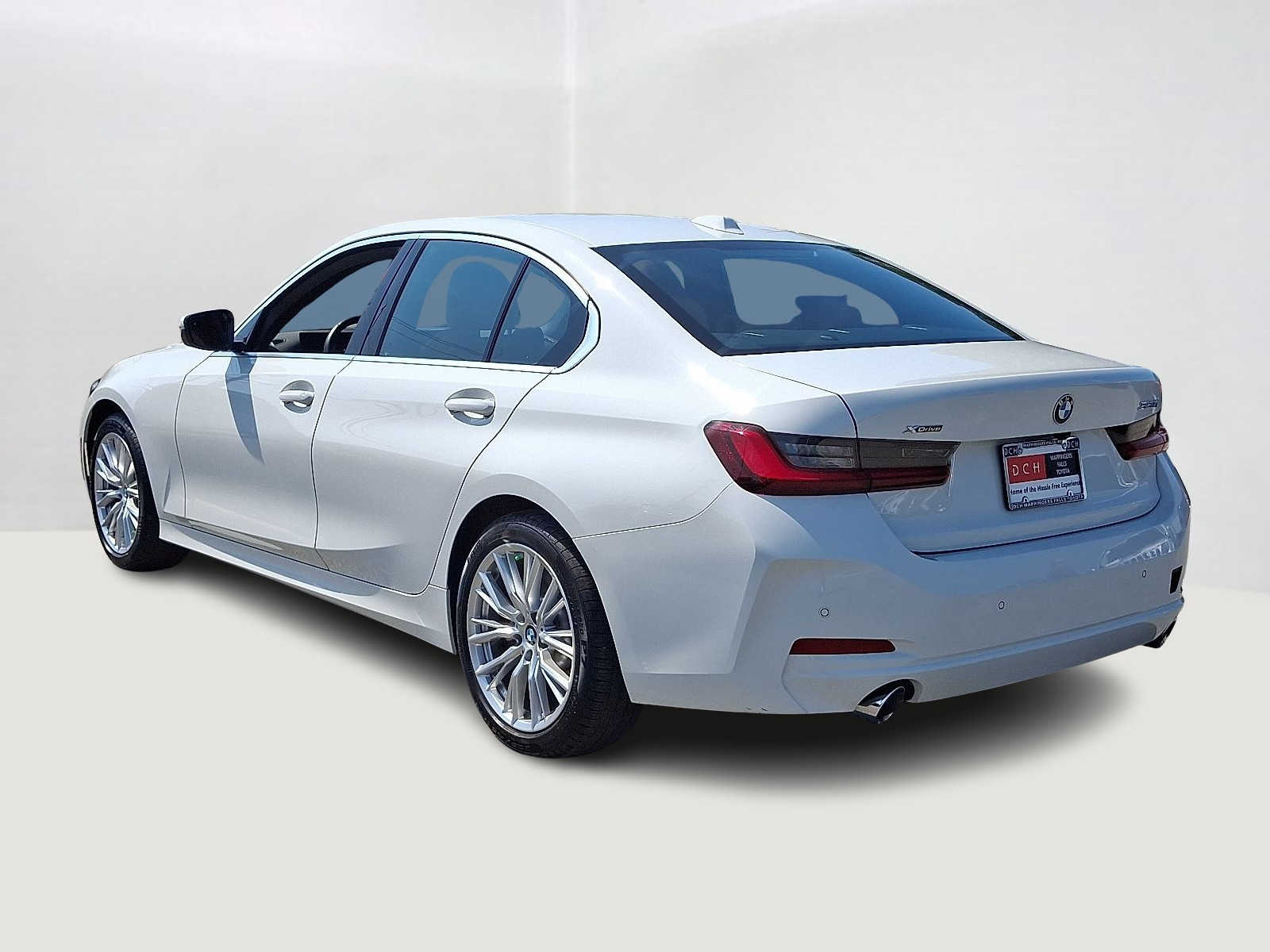 Thumbnail: 2024 BMW 3 Series - 7