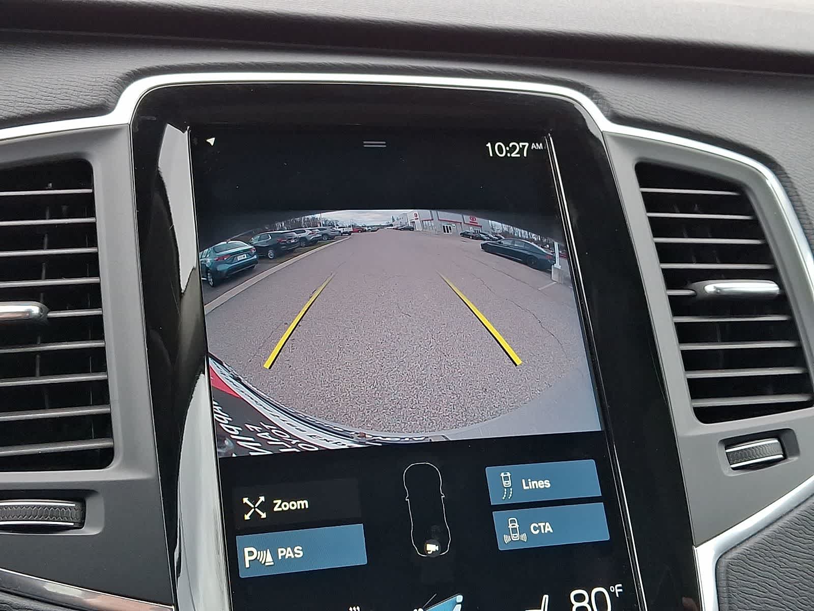 Thumbnail: 2022 Volvo XC90 - 19