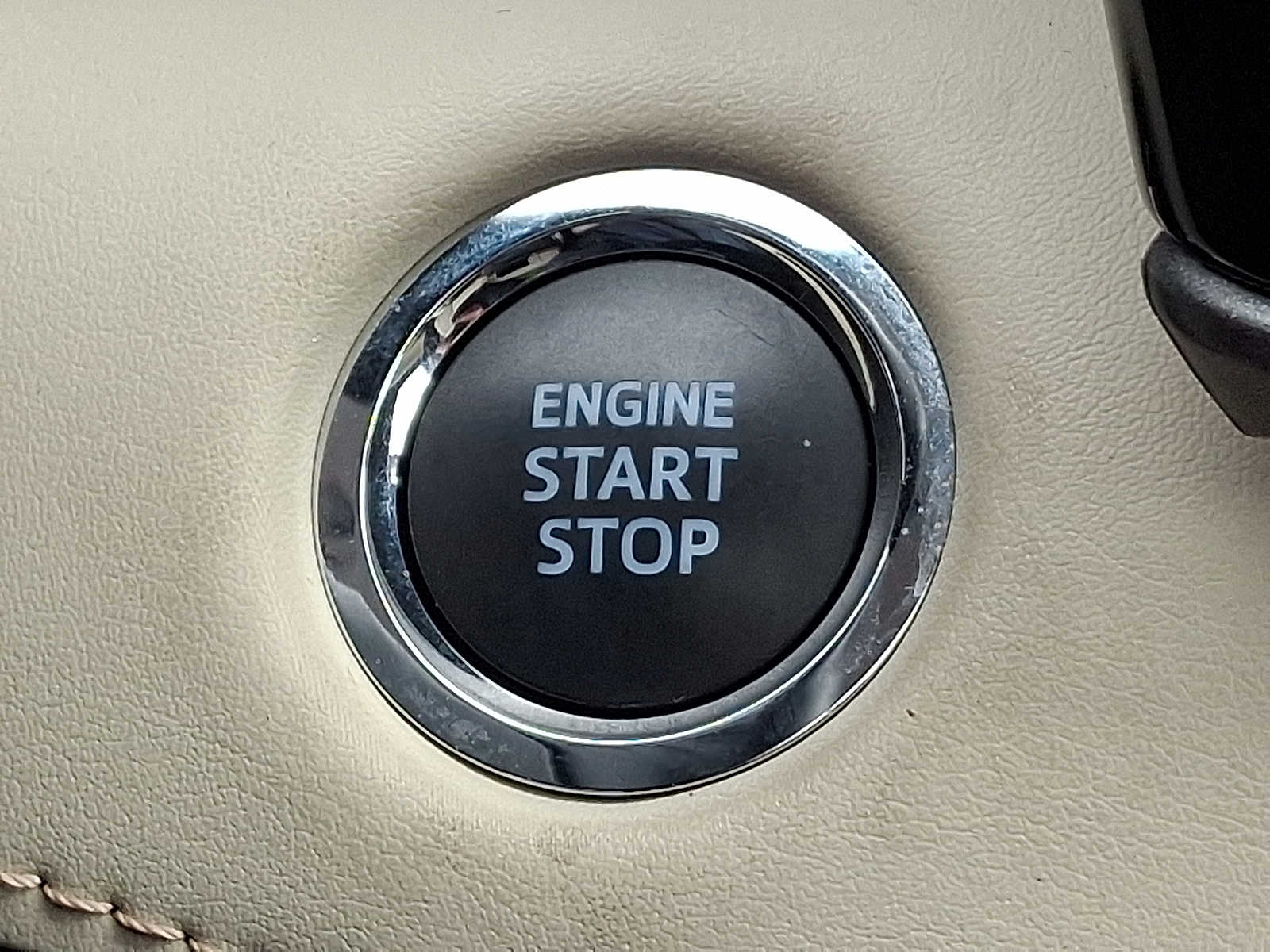 Thumbnail: 2022 Toyota Highlander - 30