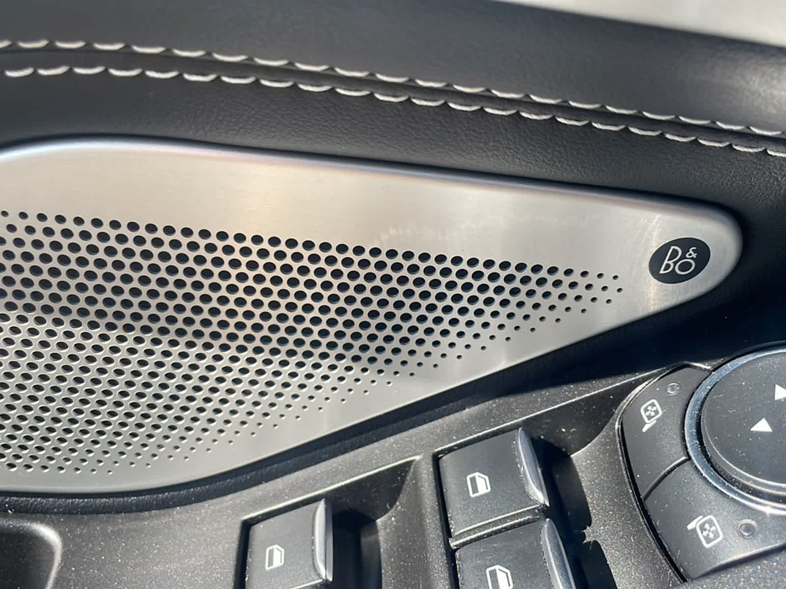 Thumbnail: 2022 Ford Explorer - 21