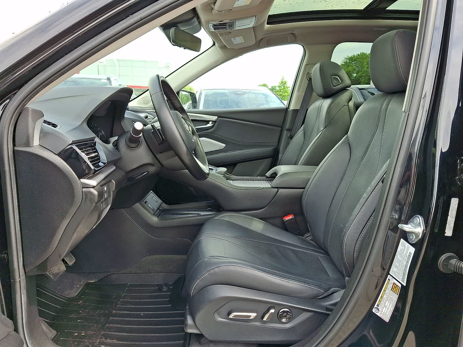 Thumbnail: 2024 Acura RDX - 15