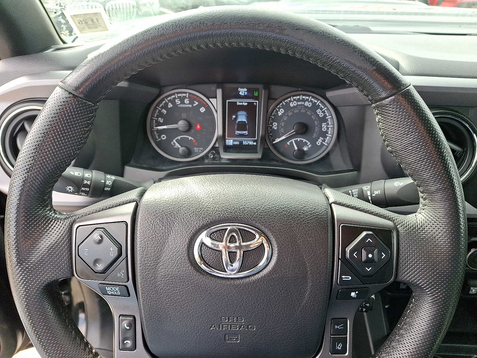 Thumbnail: 2021 Toyota Tacoma - 21