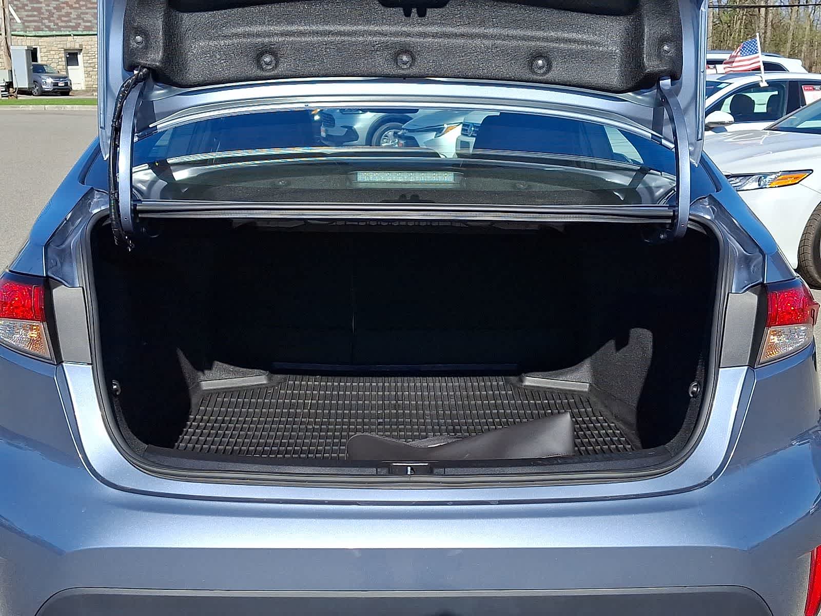 Thumbnail: 2025 Toyota Corolla - 31