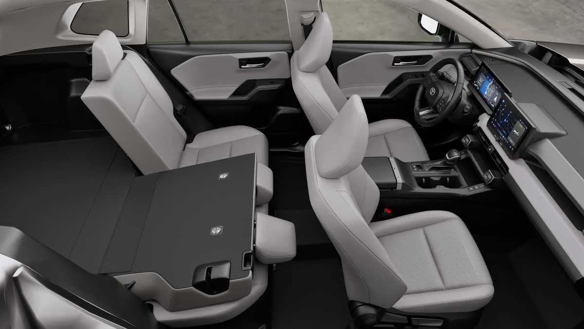 Thumbnail: 2026 Toyota RAV4 - 4