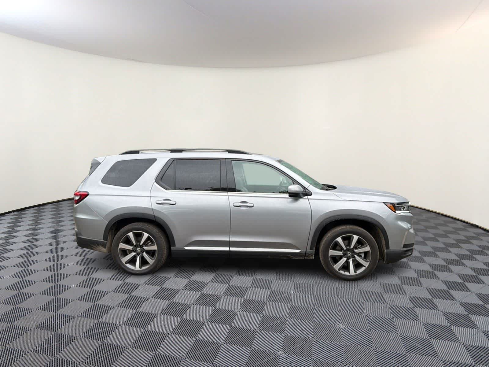 Thumbnail: 2025 Honda Pilot - 5