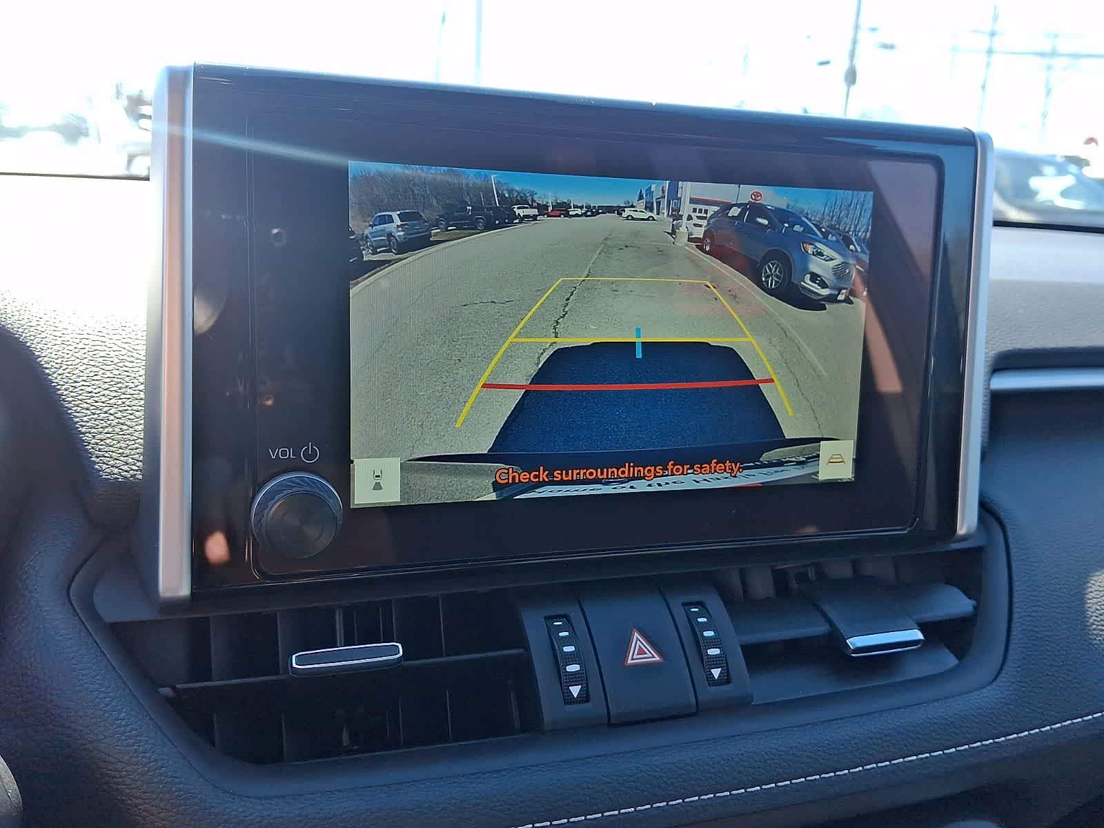 Thumbnail: 2025 Toyota RAV4 - 21