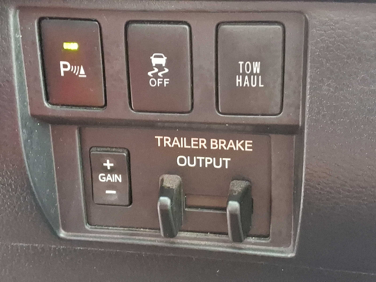 Thumbnail: 2019 Toyota Tundra - 29