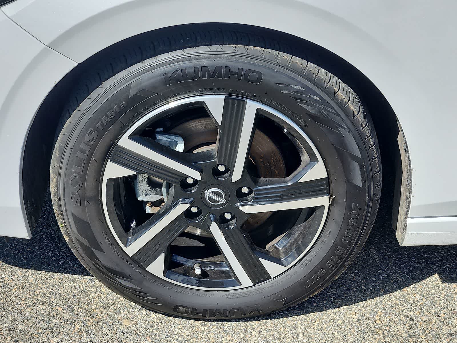 Thumbnail: 2024 Nissan Sentra - 9