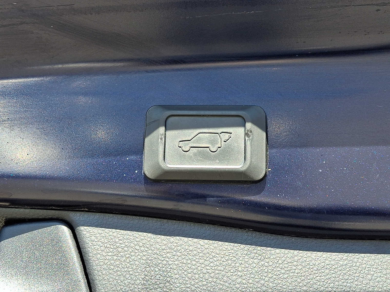 Thumbnail: 2021 Toyota RAV4 - 33