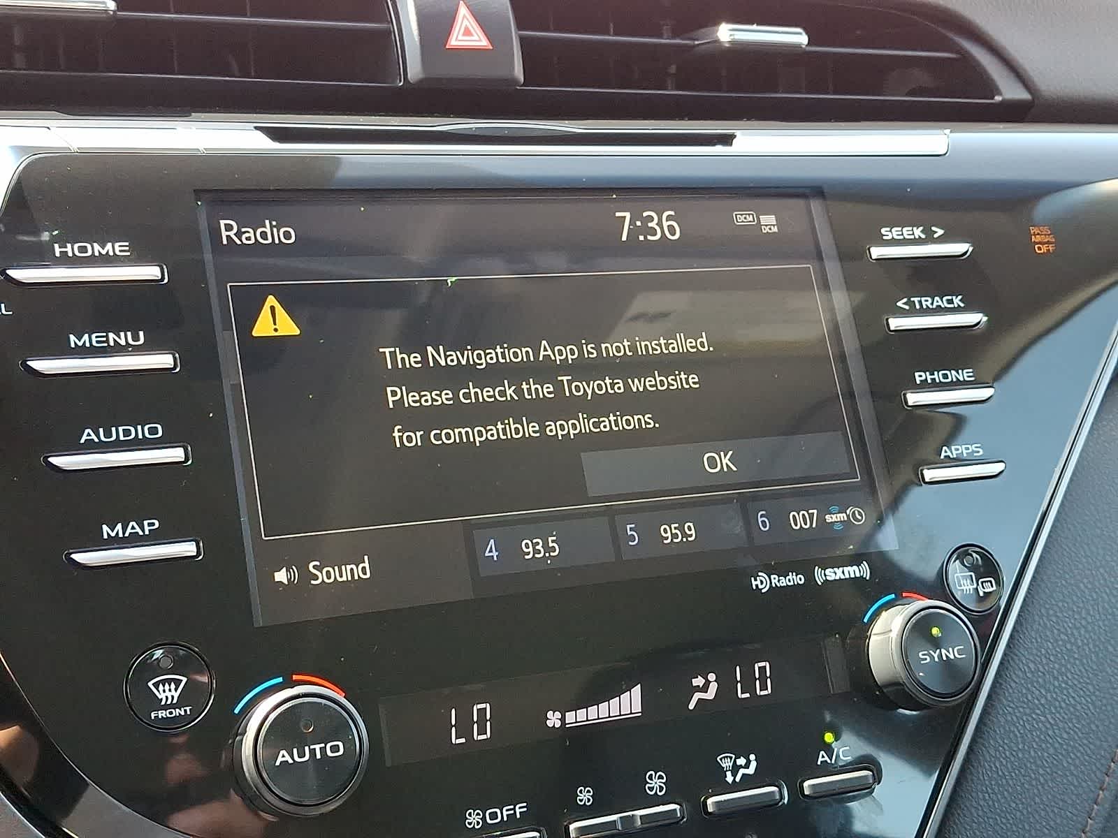 Thumbnail: 2020 Toyota Camry - 20