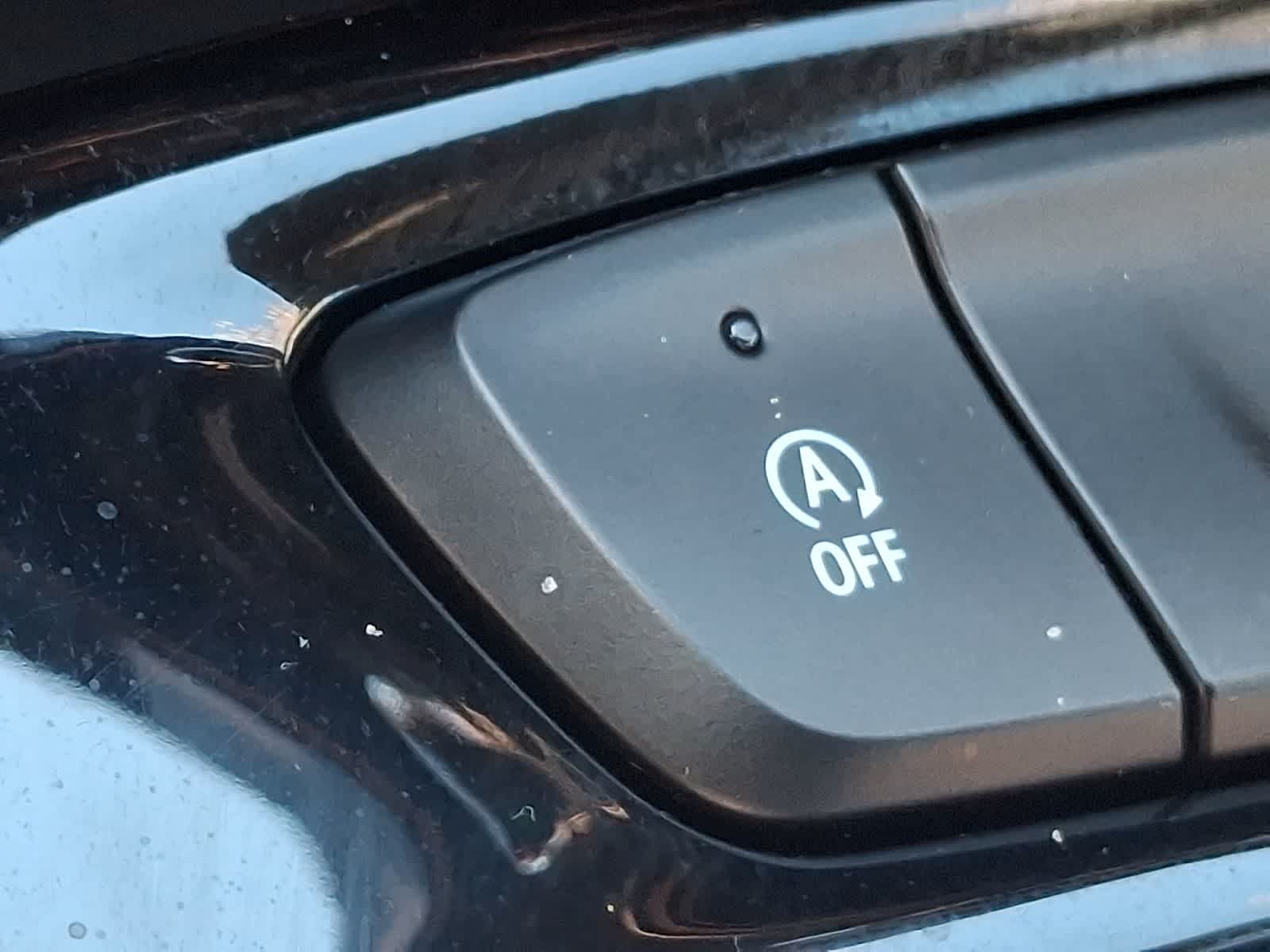 Thumbnail: 2024 Chevrolet Trax - 25