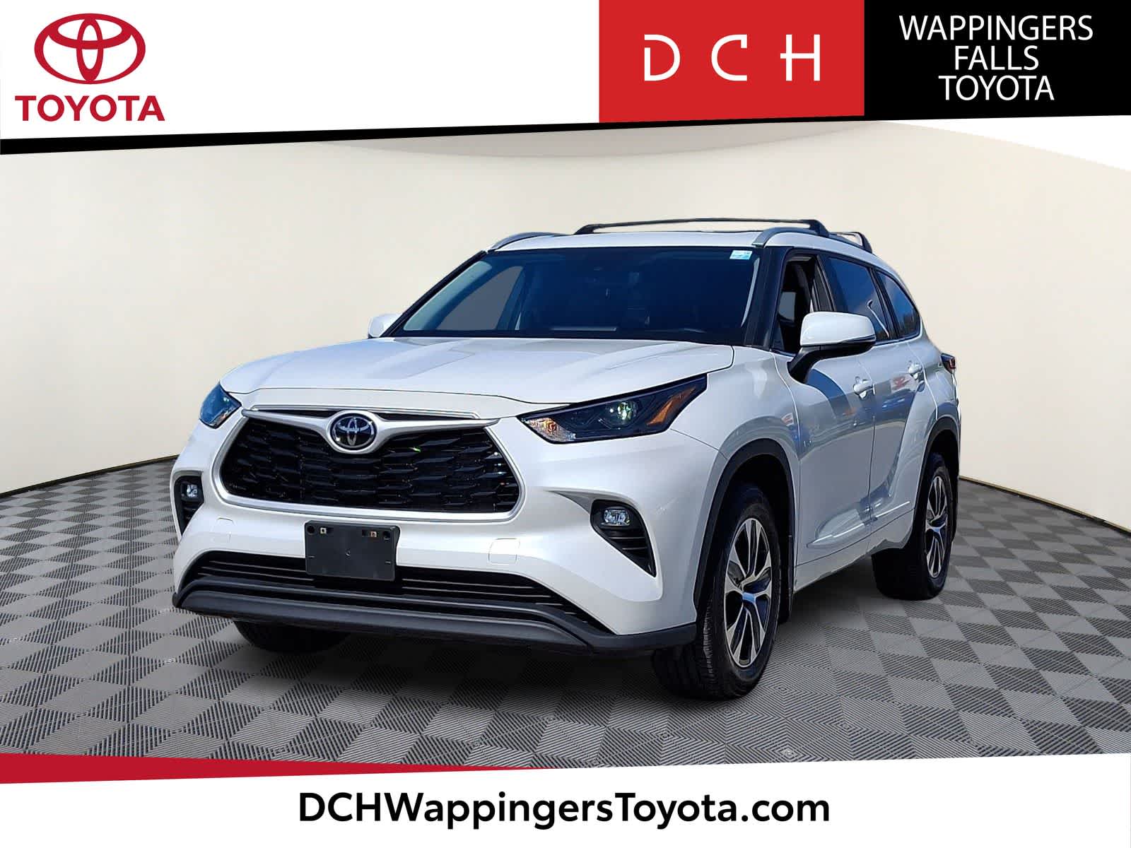 Thumbnail: 2023 Toyota Highlander - 1